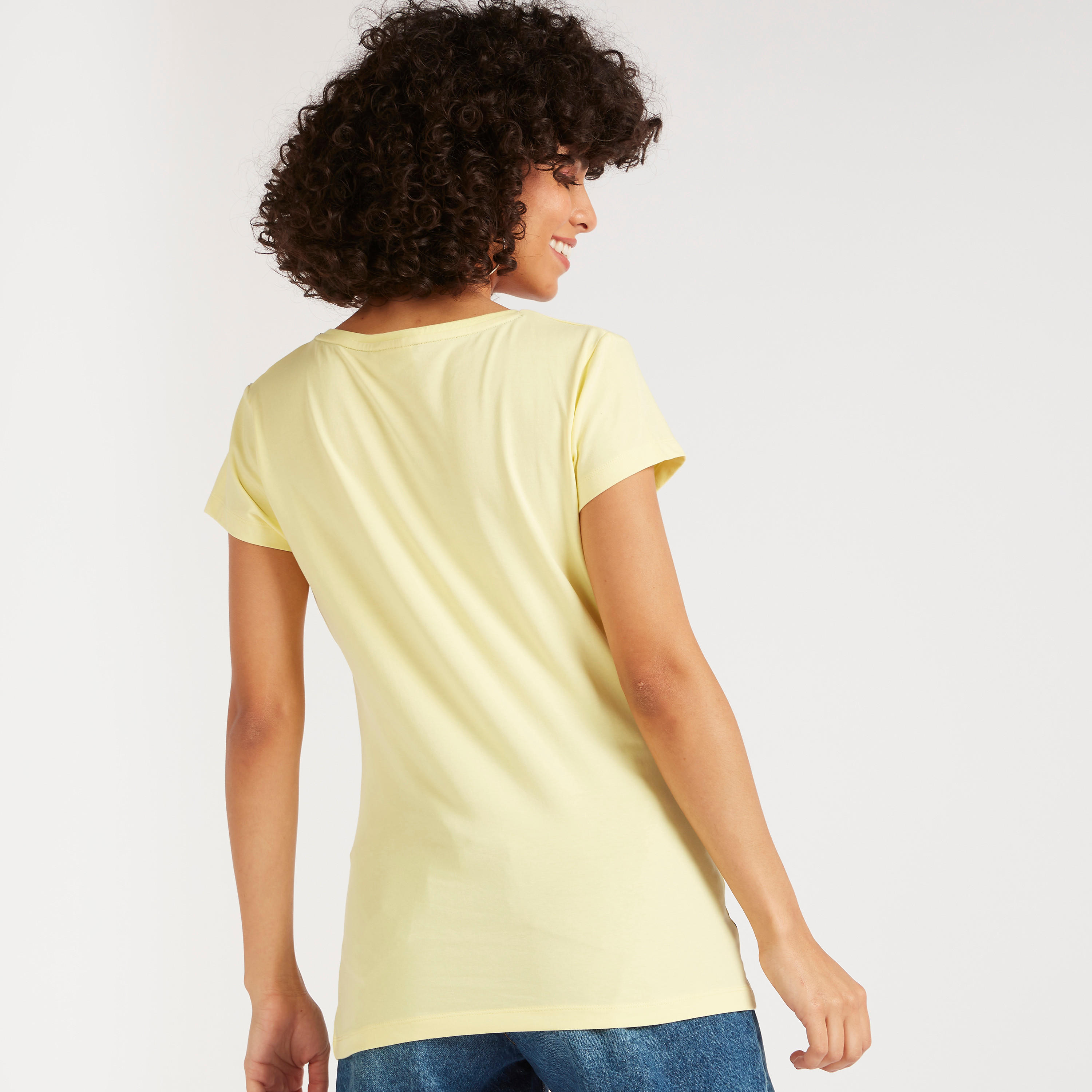 تيشيرت بياقة ضيّقة وأكمام كاب وطَبعات-women-clothing-tshirts-image-4