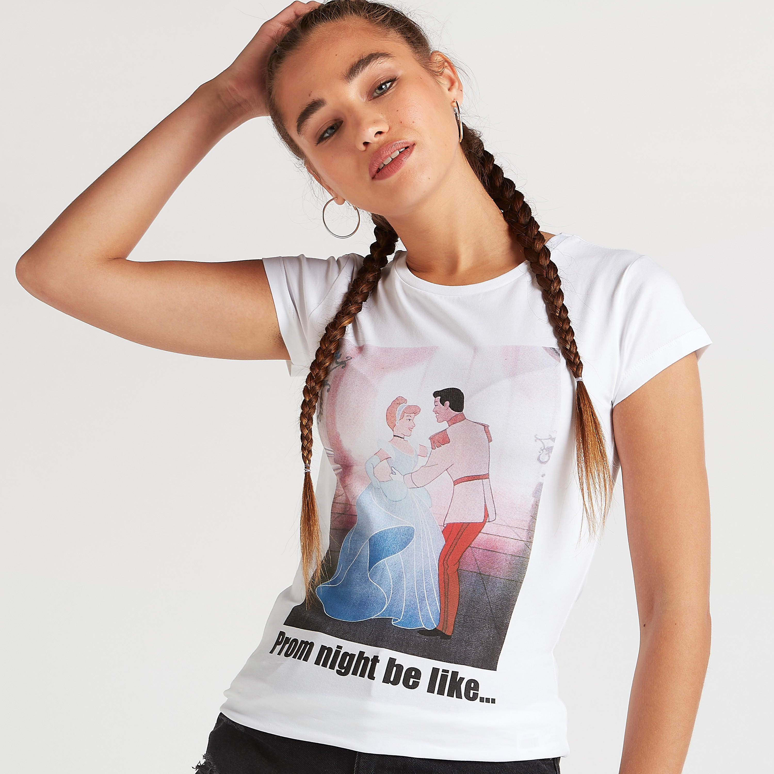 تيشيرت بياقة ضيقة وأكمام كاب وطبعات برينسيس من ديزني-women-clothing-tshirts-image-1