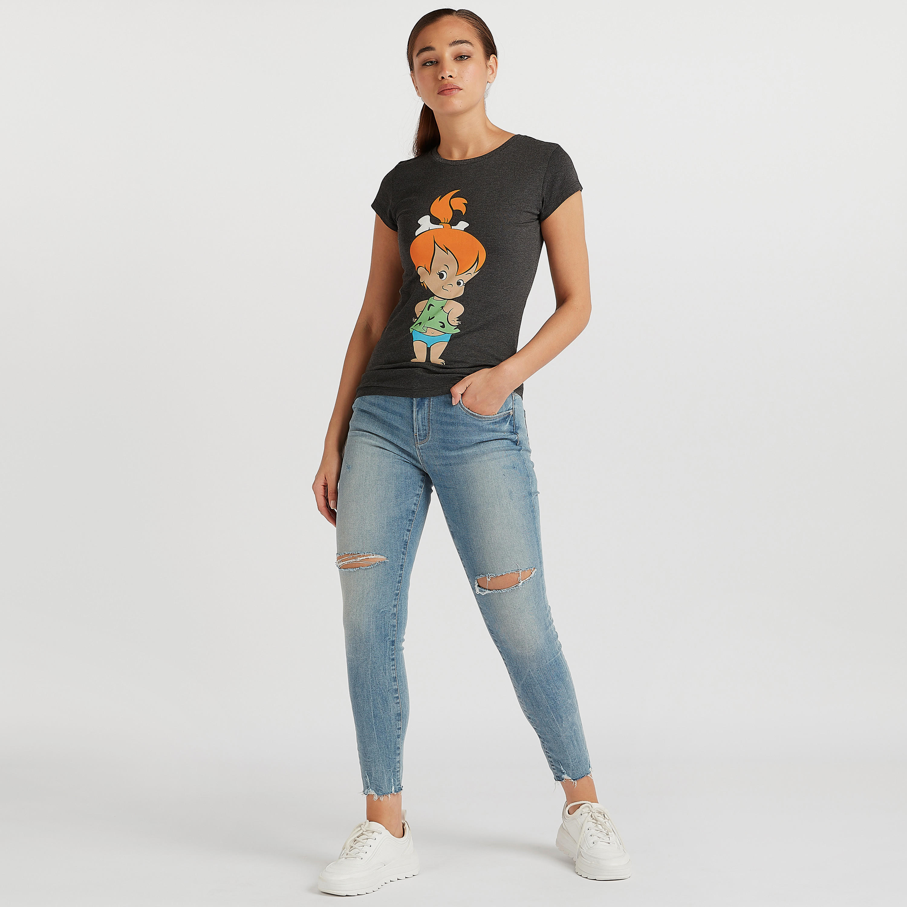 تيشيرت بياقة ضيّقة وأكمام كاب وطبعات جرافيك-women-clothing-tshirts-image-2