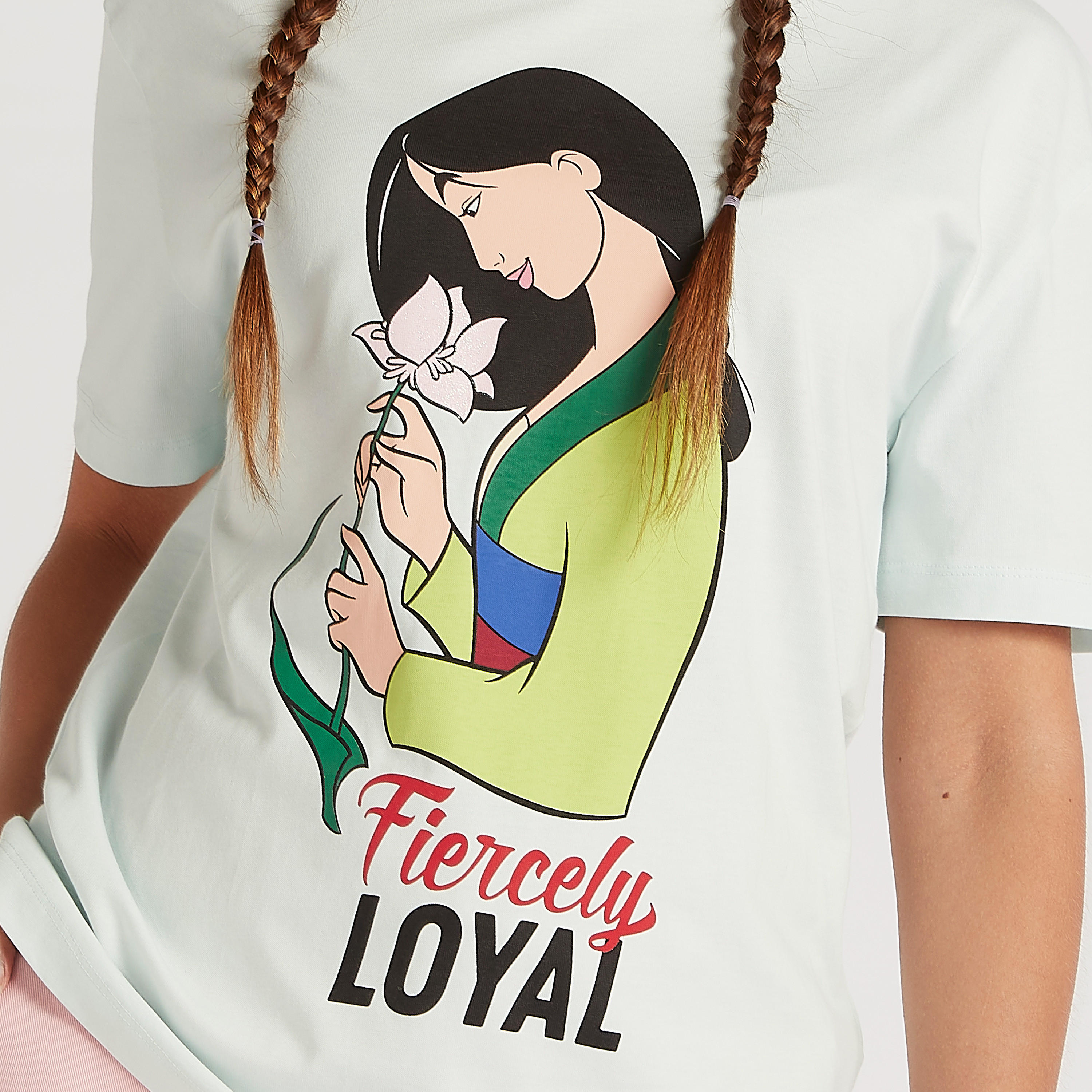 تيشيرت طويل بياقة ضيقة وأكمام قصيرة وطبعات جرافيك-women-clothing-tshirts-image-5