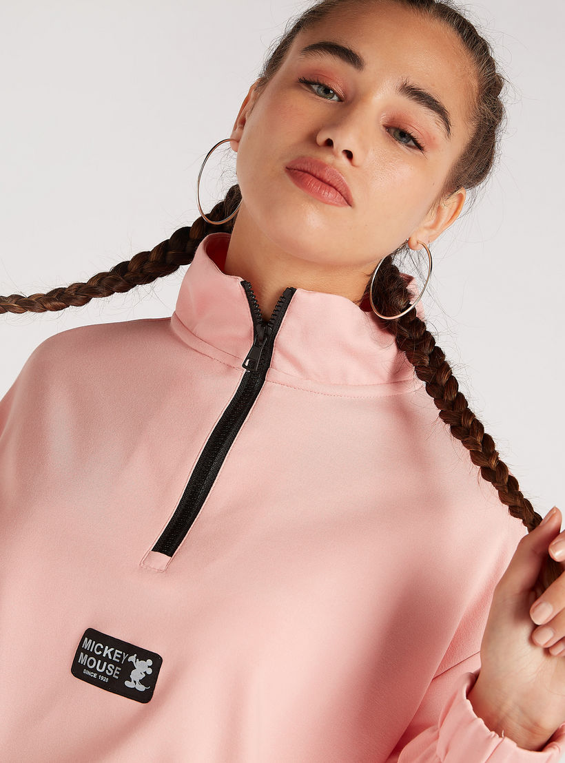 سويت شيرت قصير بطبعات شعار ميكي ماوس وياقة عالية بسحاب-women-winterwear-hoodiesandsweatshirts-sweatshirts-image-5