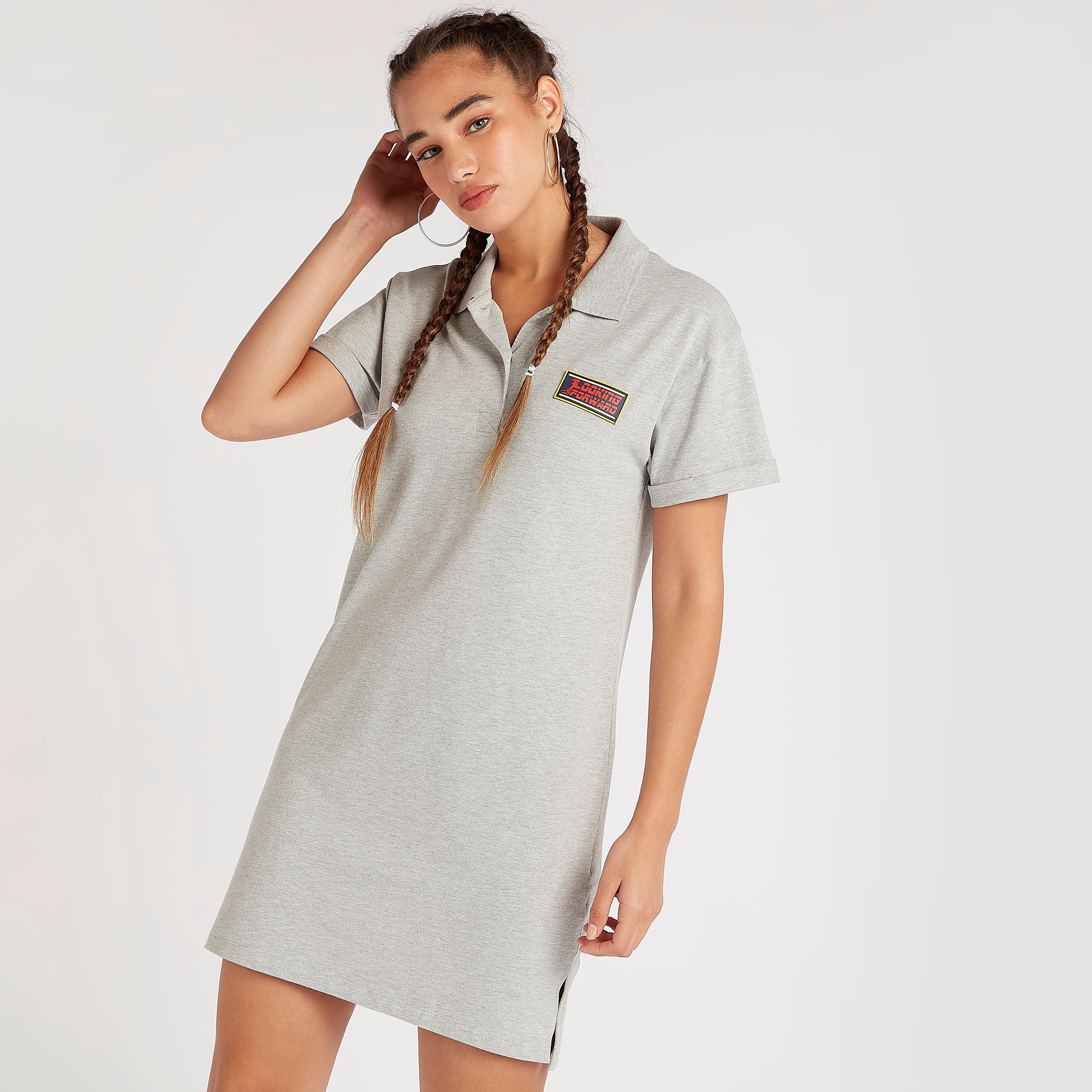 فستان تيشيرت قصير بطبعات وأكمام قصيرة-women-clothing-dresses-image-1