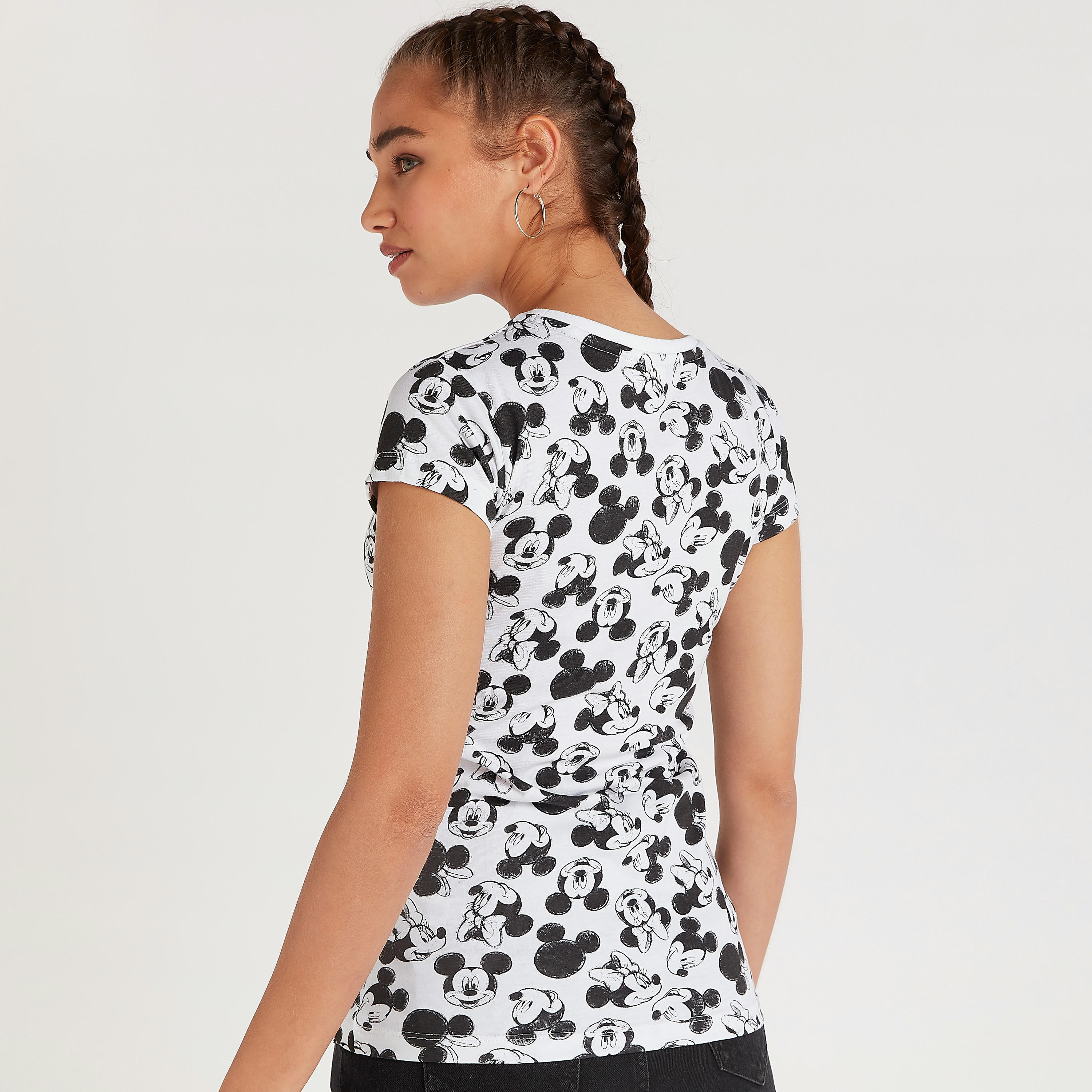 تيشيرت بأكمام كاب وطبعات ميكي وميني ماوس-women-clothing-tshirts-image-4