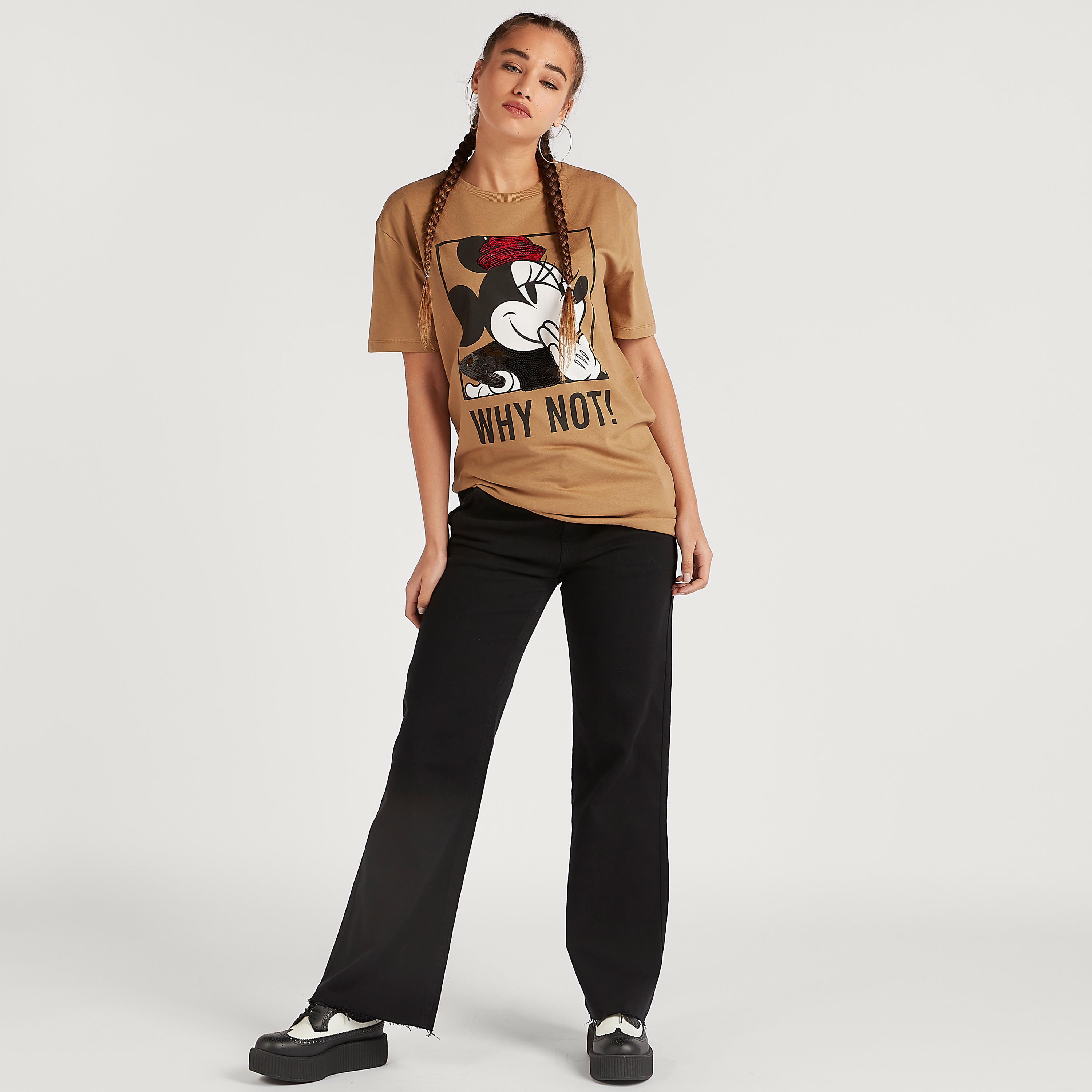 تيشيرت طويل بياقة ضيّقة وأكمام قصيرة وطبعات ميكي ماوس-women-clothing-tshirts-image-5