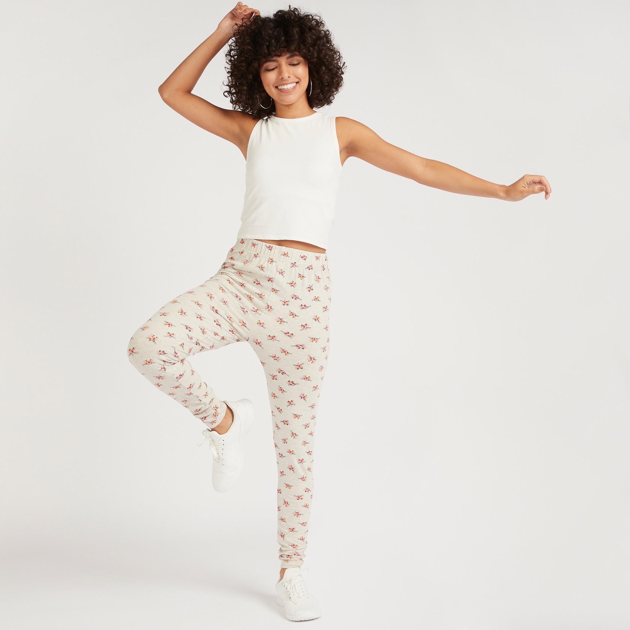بنطلون ليقنز بخصر متوسّط الارتفاع وطبعات بينك بانتر-women-clothing-bottoms-leggings-image-5