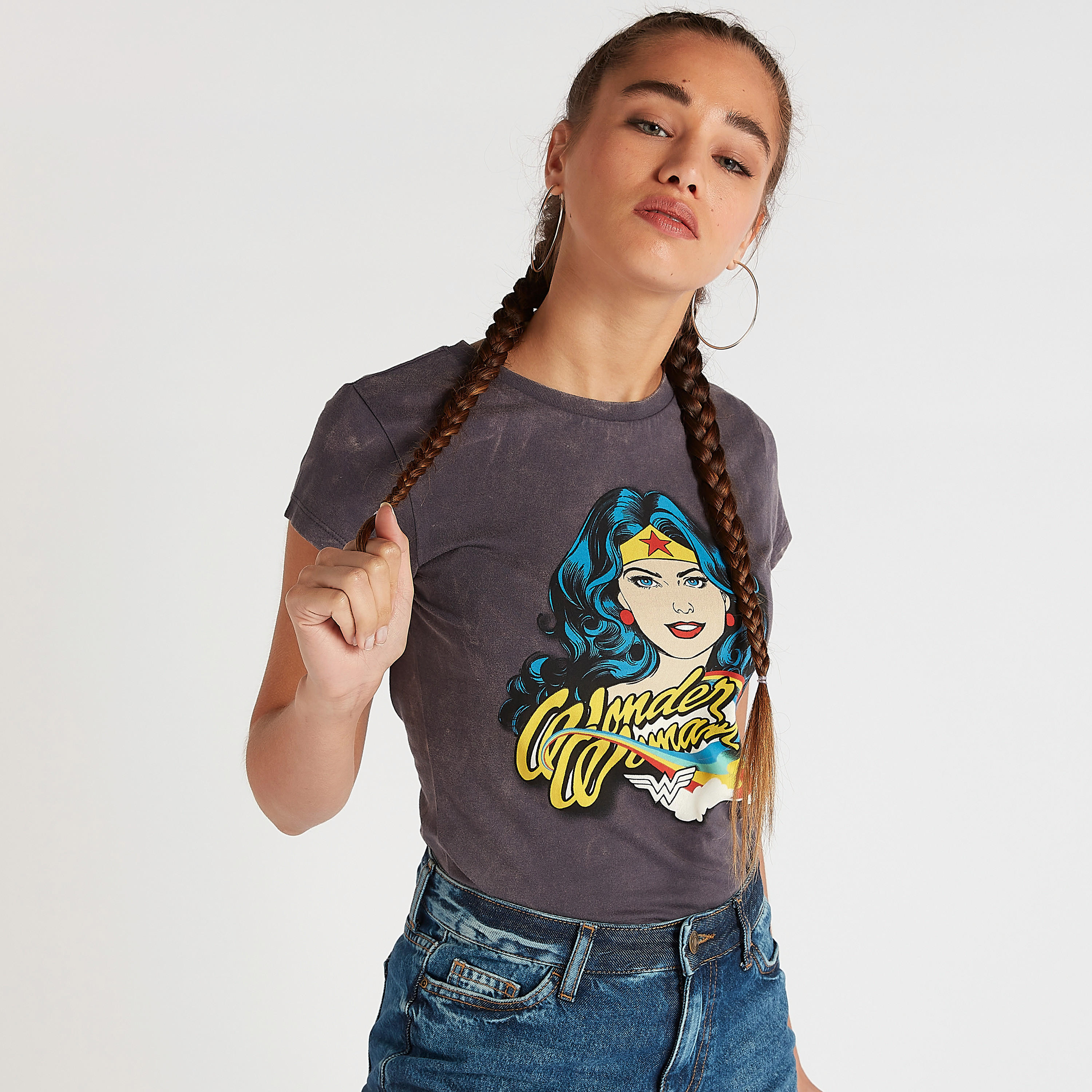تيشيرت بياقة ضيقة وأكمام كاب وطبعات-women-clothing-tshirts-image-5