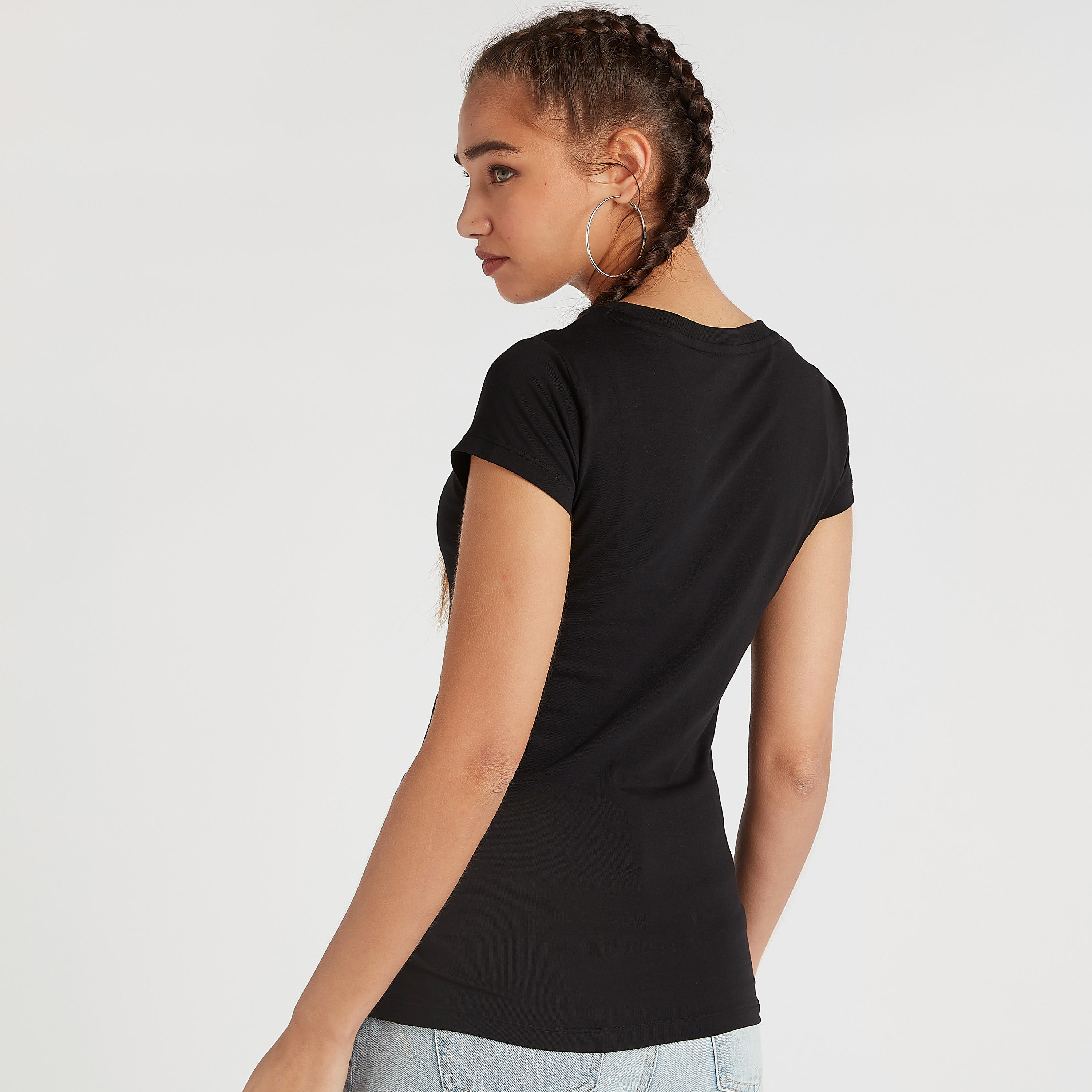 تيشيرت بياقة ضيّقة وأكمام كاب وطبعات-women-clothing-tshirts-image-2