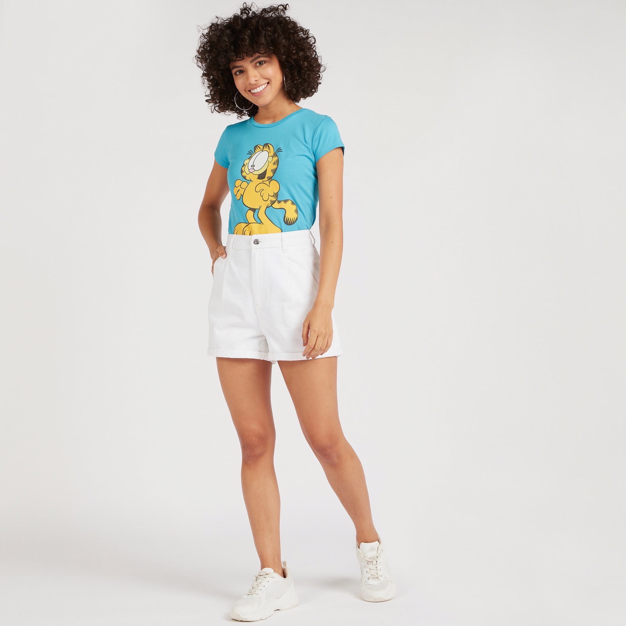 تيشيرت بياقة ضيّقة وأكمام قصيرة وطبعات غارفيلد-women-clothing-tshirts-image-3