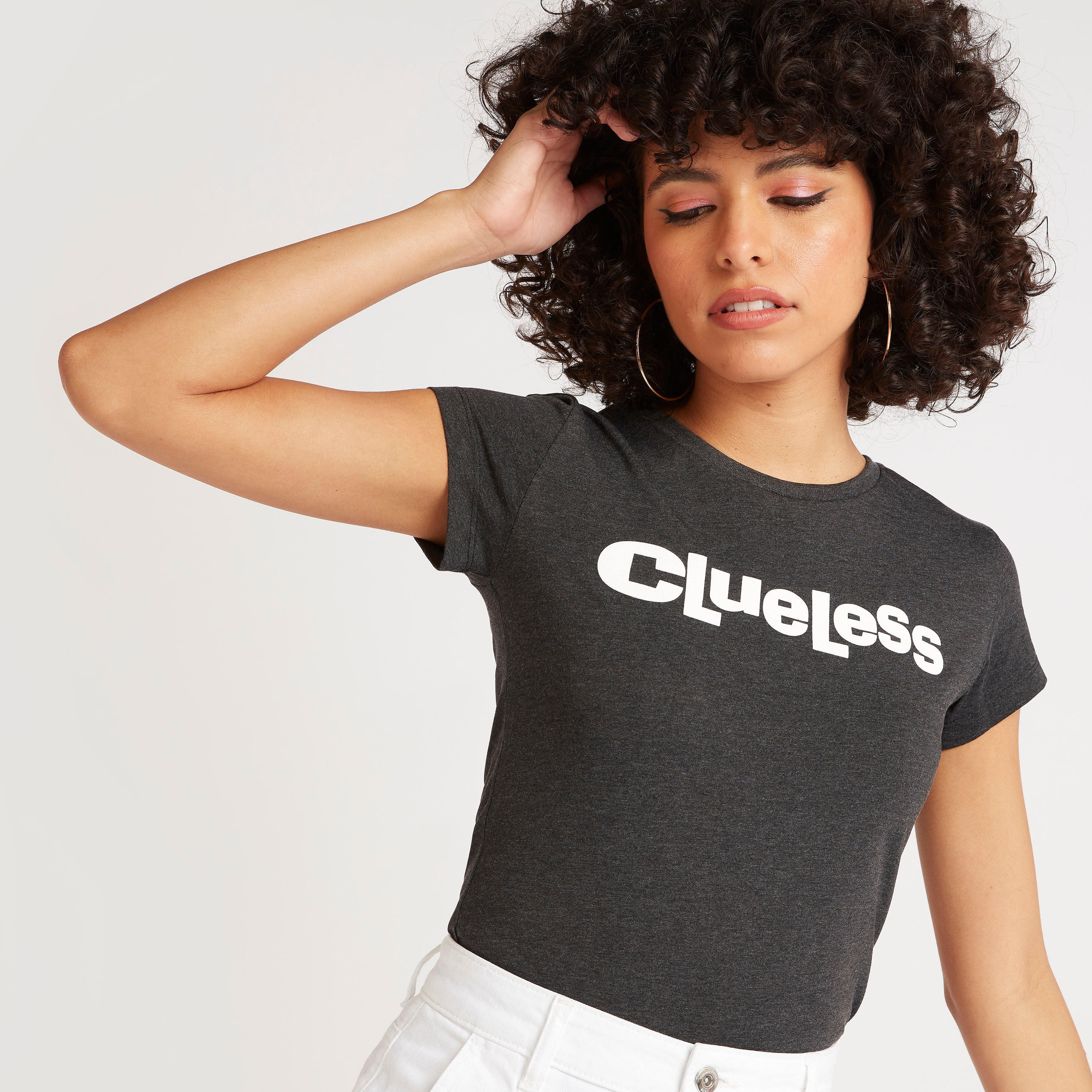 تيشيرت بياقة ضيّقة وأكمام كاب وطبعات-women-clothing-tshirts-image-1