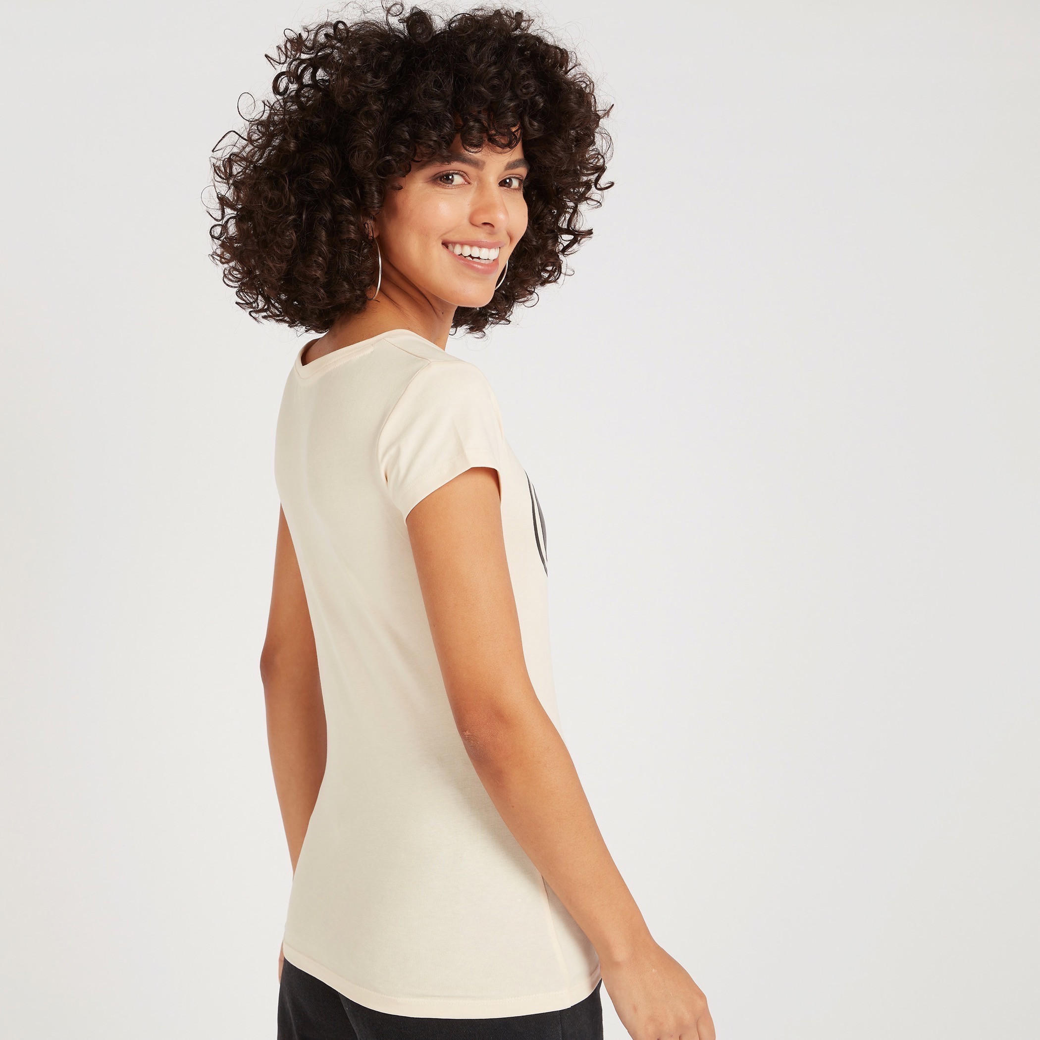 تيشيرت بياقة ضيّقة وأكمام كاب وطبعات باتمان-women-clothing-tshirts-image-4