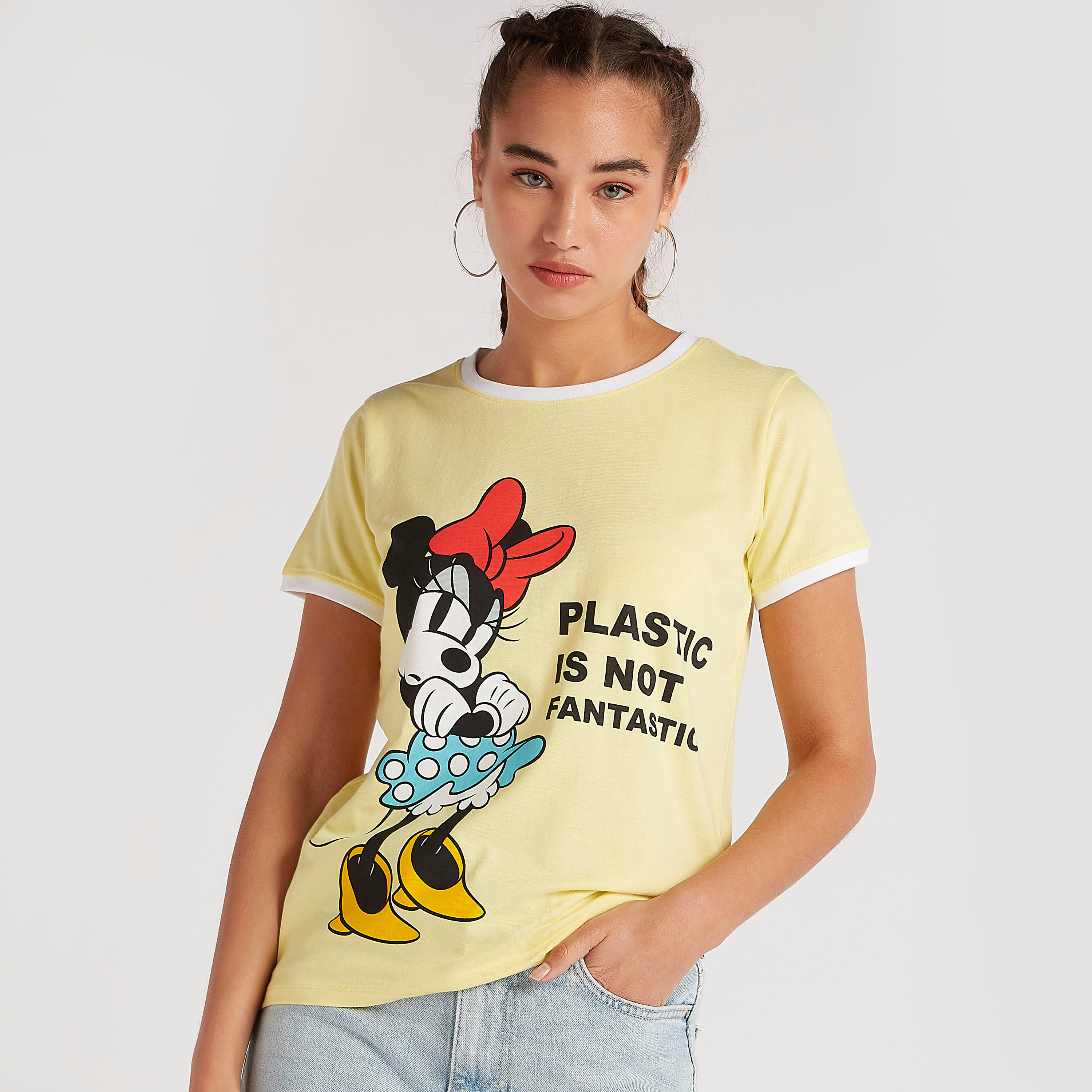 تيشيرت بياقة ضيّقة وأكمام قصيرة وطبعات ميني ماوس-women-clothing-tshirts-image-5
