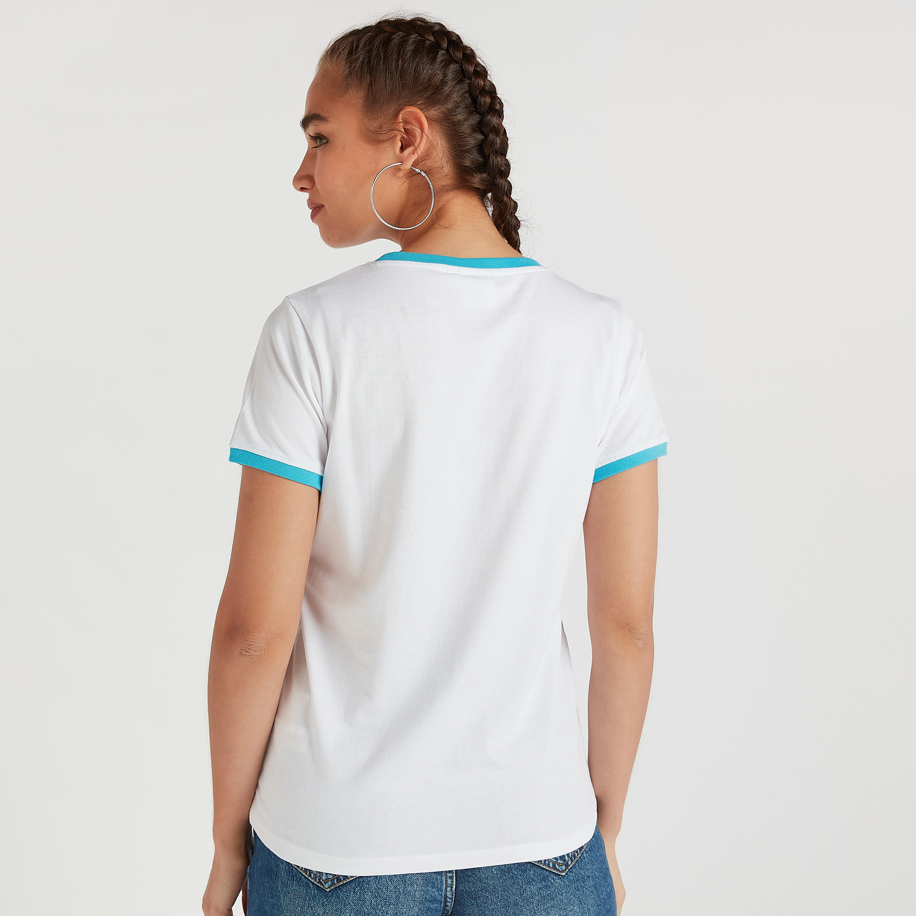 تيشيرت بياقة ضيّقة وأكمام قصيرة وطبعات ذي سمورفز-women-clothing-tshirts-image-4