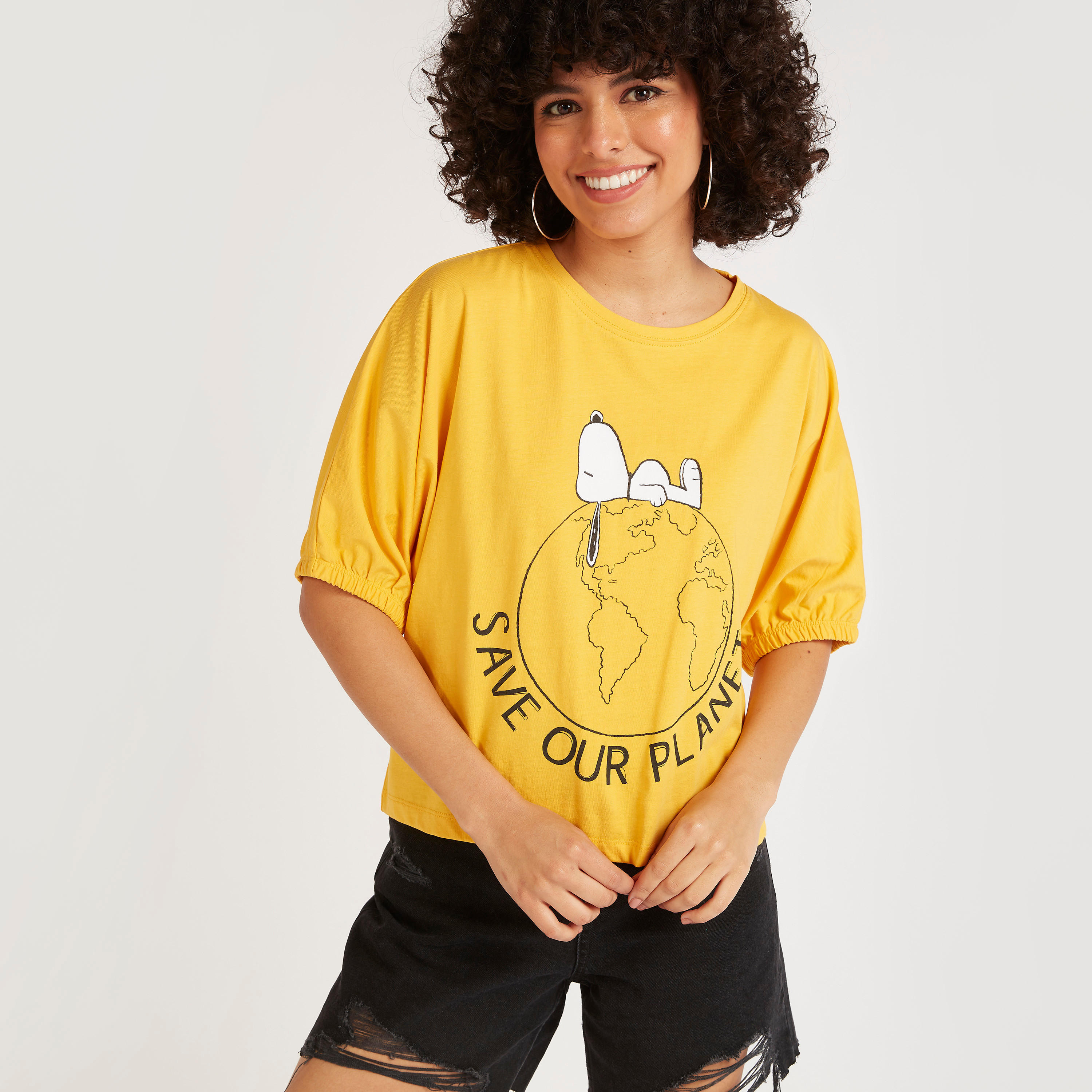 تيشيرت بياقة ضيّقة وأكمام كَاب وطبعات-women-clothing-tshirts-image-1