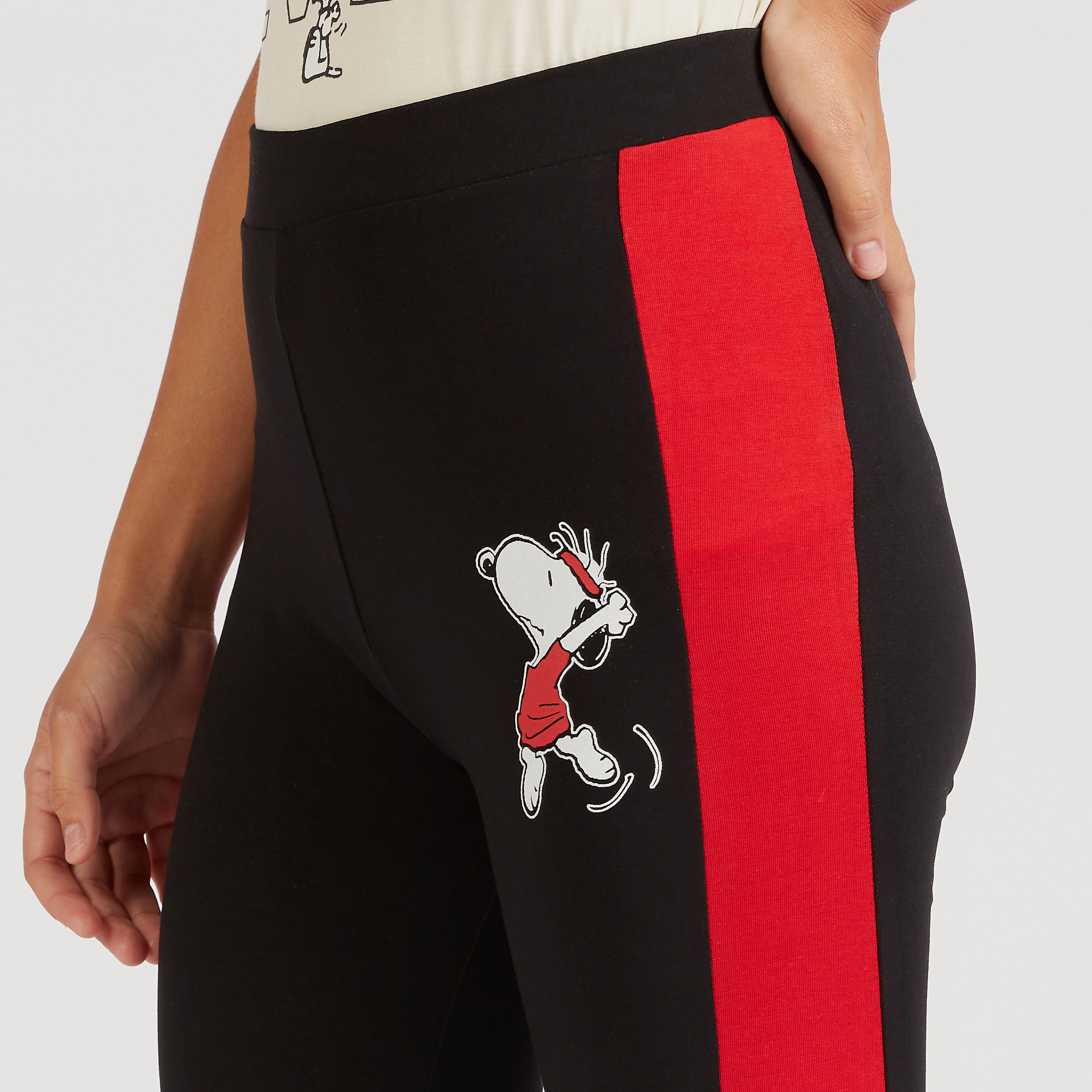 بنطلون ضيق متوسط الارتفاع بطبعات سنوبي-women-clothing-bottoms-leggings-image-3