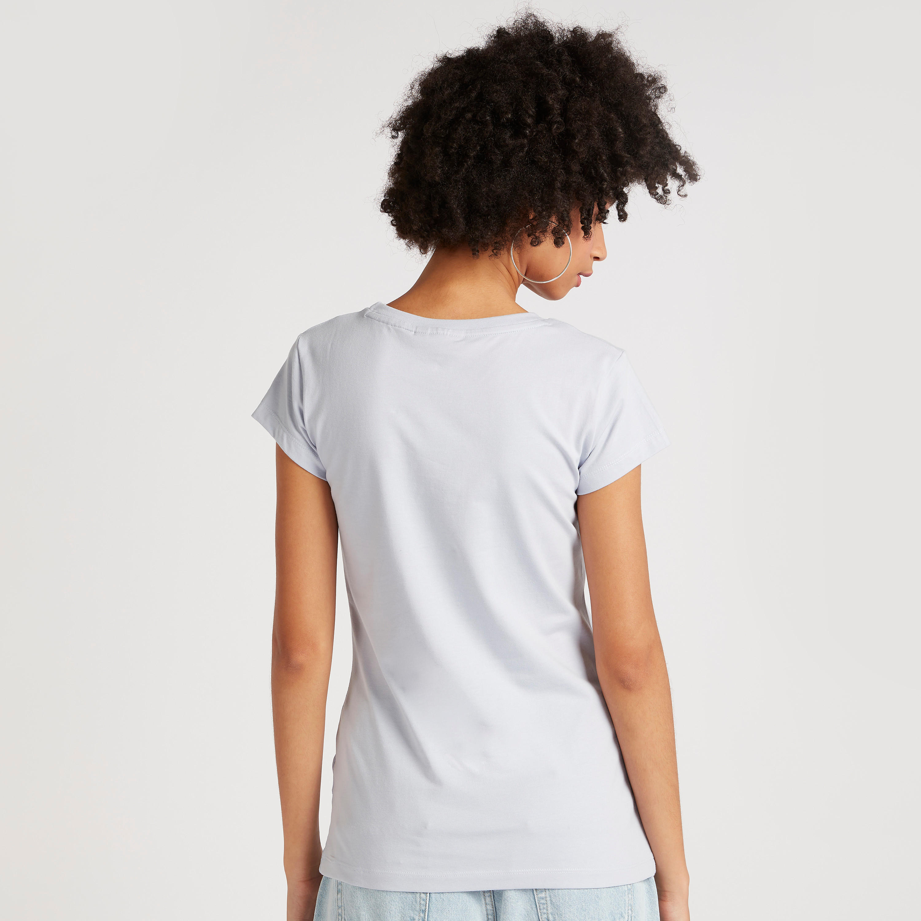 تيشيرت بياقة ضيّقة وأكمام كاب وطبعات-women-clothing-tshirts-image-4