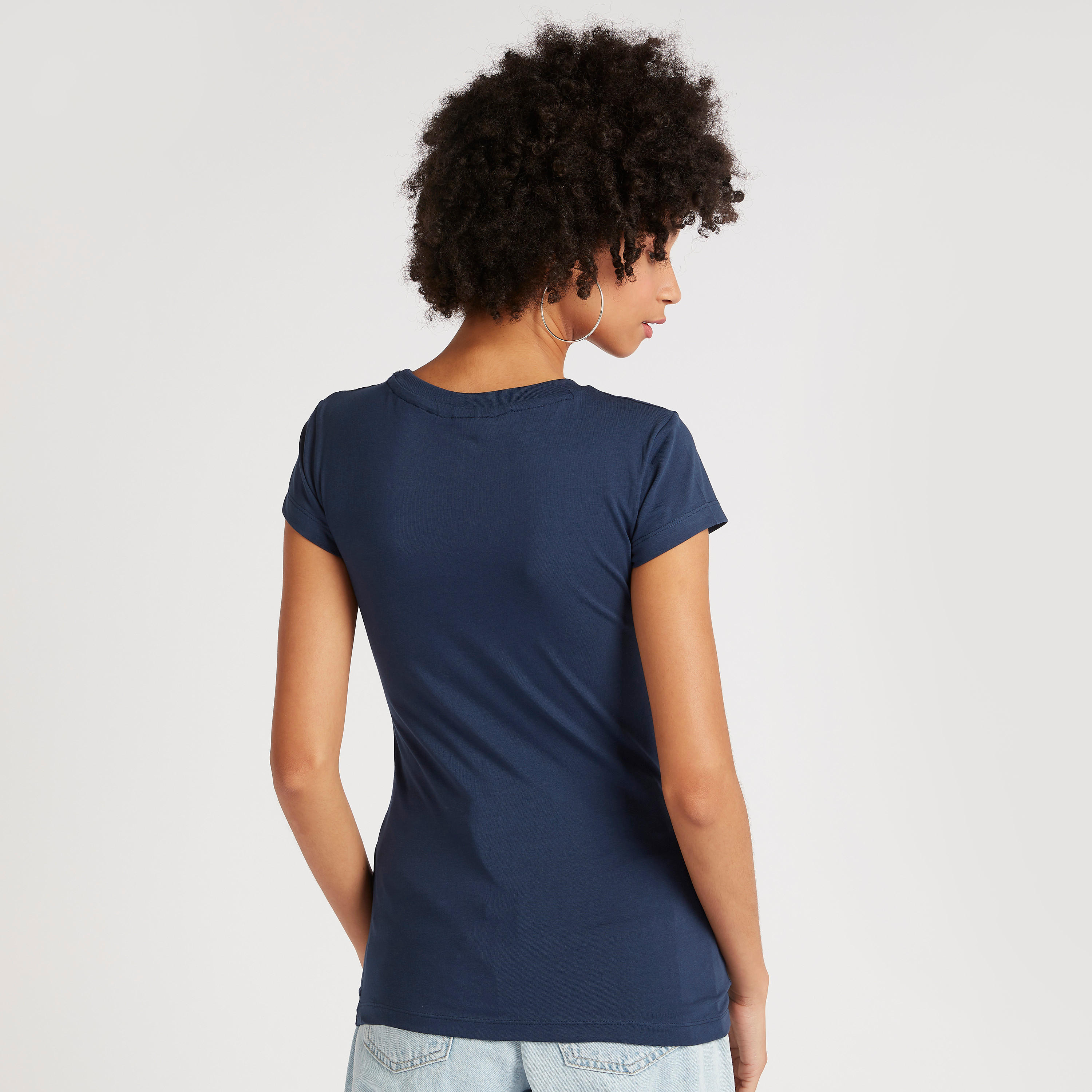 تيشيرت بياقة ضيّقة وأكمام كاب وطبعات توم & جيري-women-clothing-tshirts-image-4
