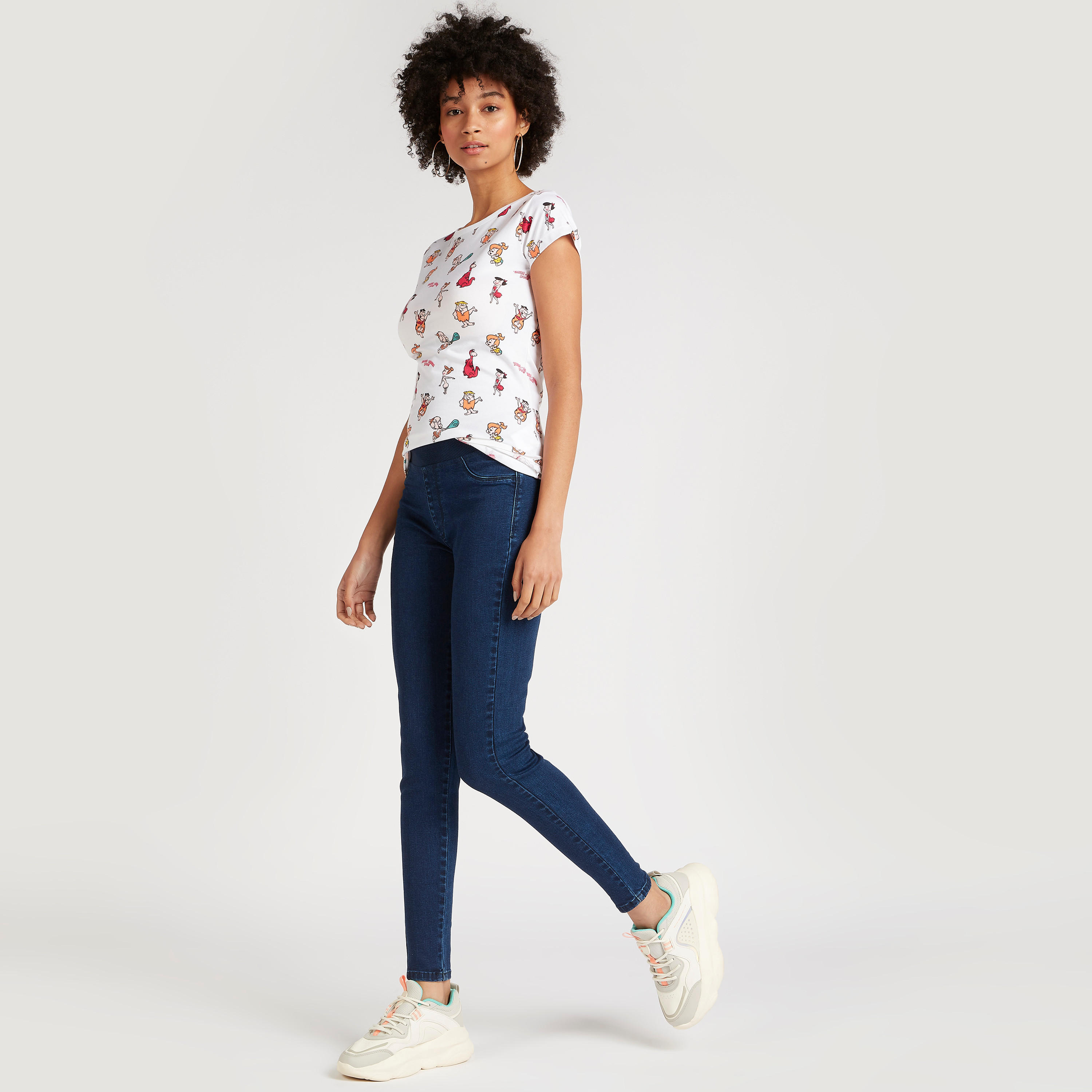 تيشيرت بياقة مستديرة وأكمام كاب وطبعات-women-clothing-tshirts-image-2