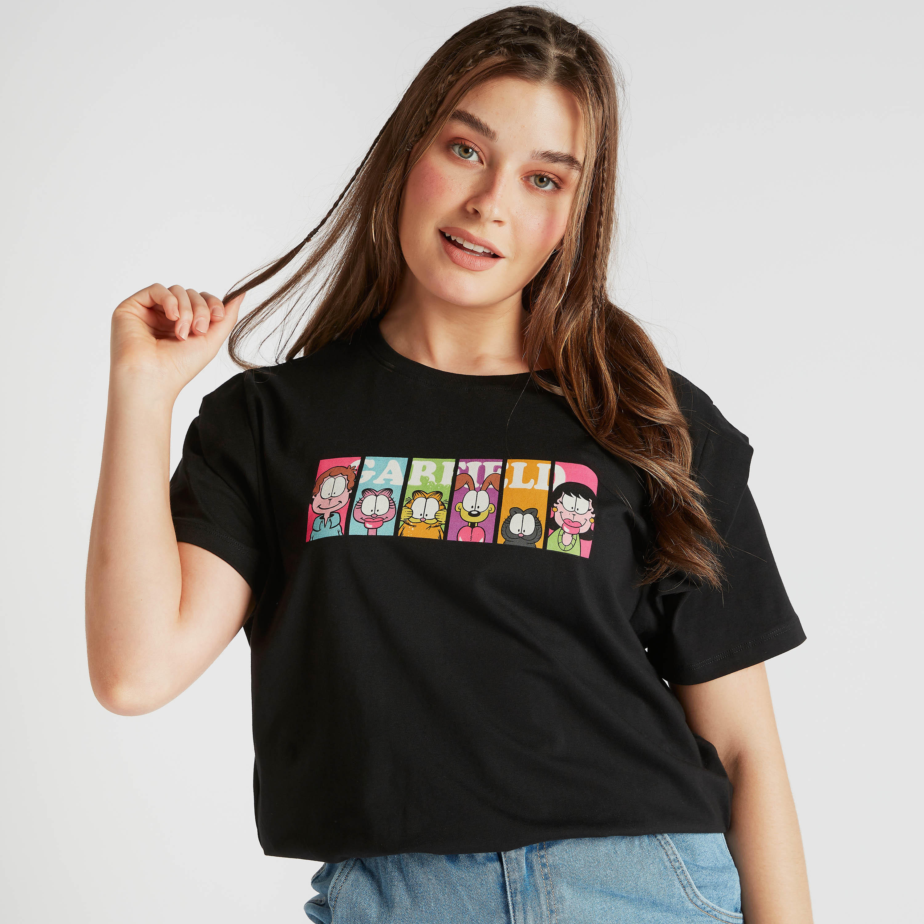 تيشيرت بياقة ضيّقة وأكمام قصيرة وطبعات غارفيلد-women-clothing-tshirts-image-5