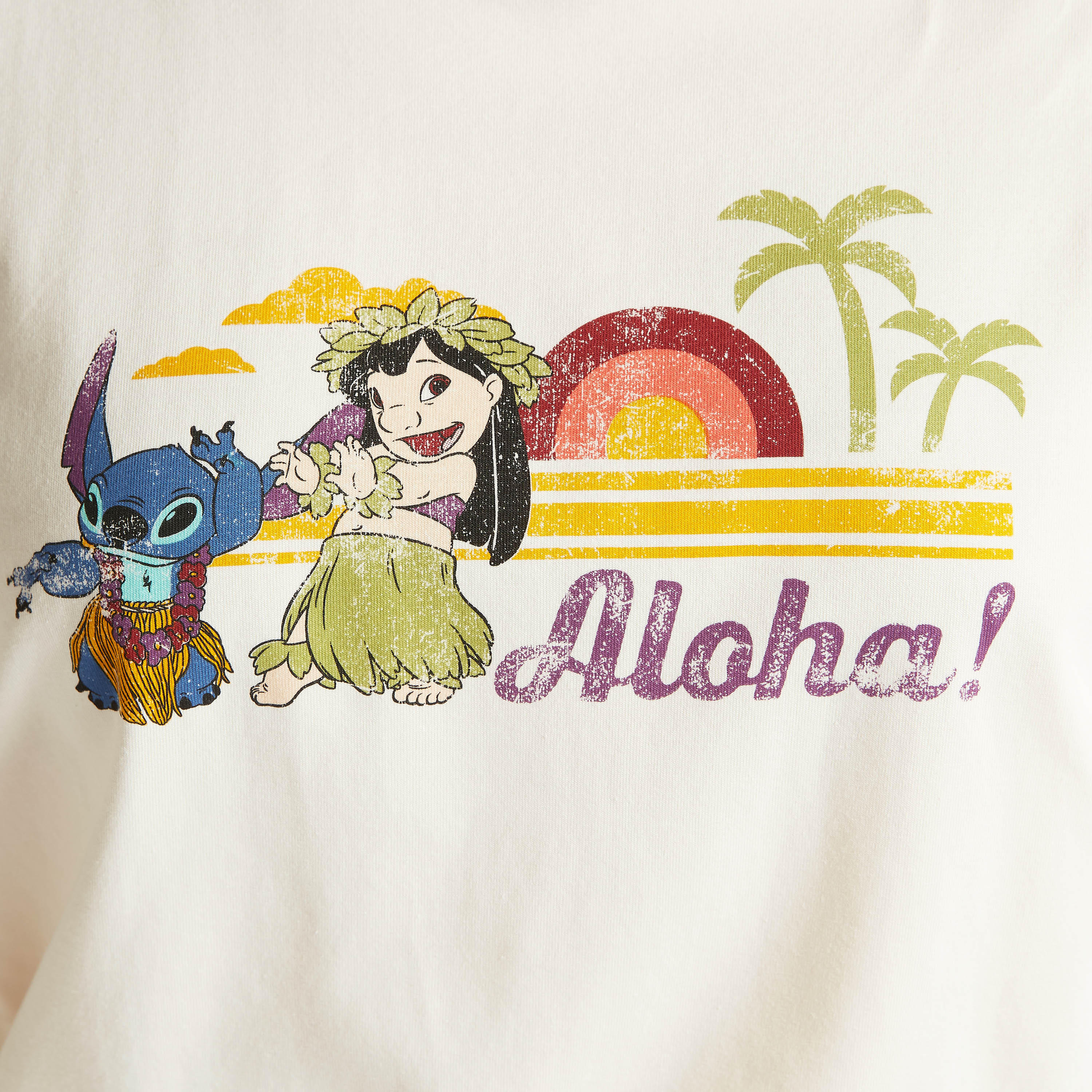 تيشيرت بياقة ضيّقة وأكمام قصيرة وطبعات مغرّزة وليلو-women-clothing-tshirts-image-3