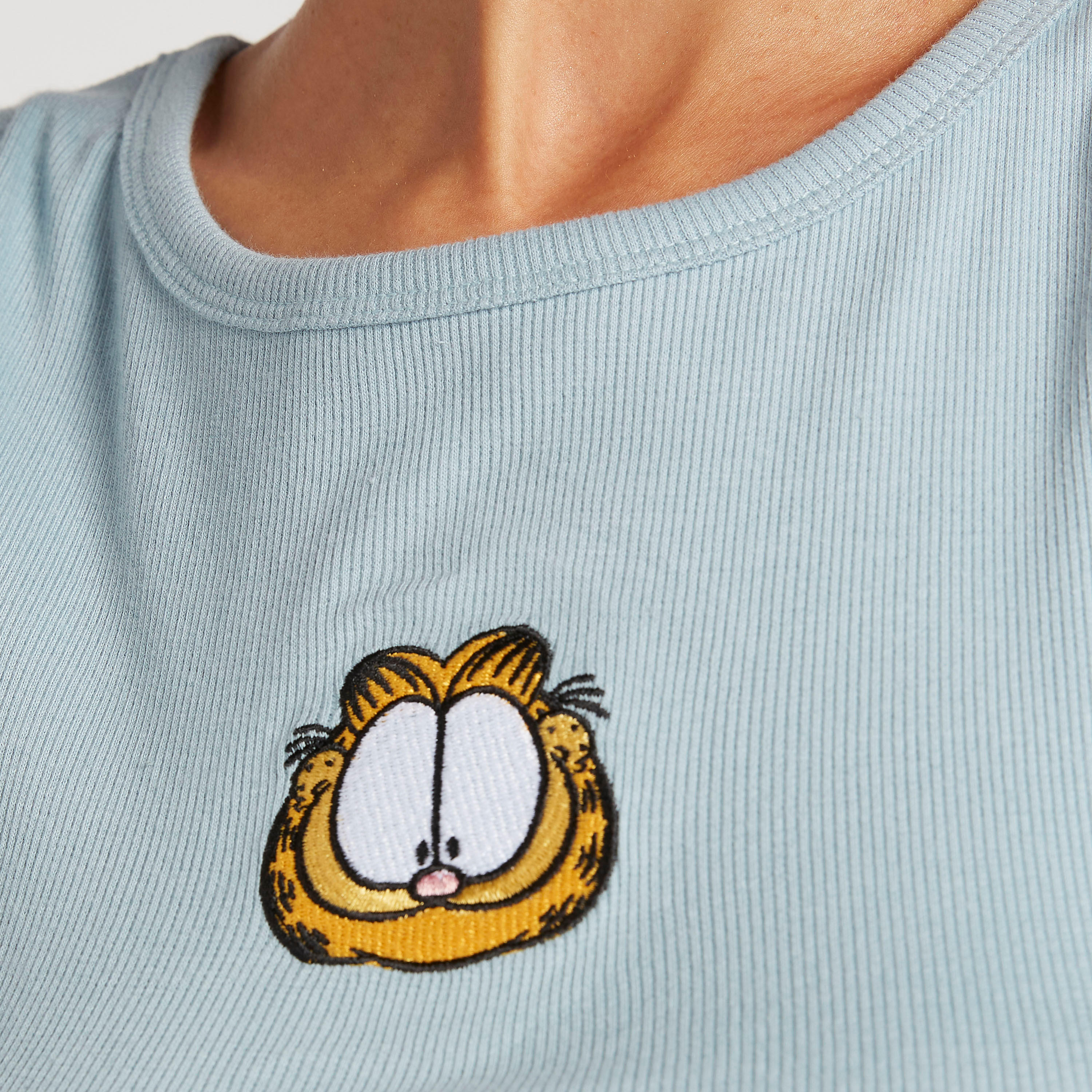 تيشيرت دون أكمام بياقة مستديرة وطبعات غارفيلد-women-clothing-tshirts-image-3