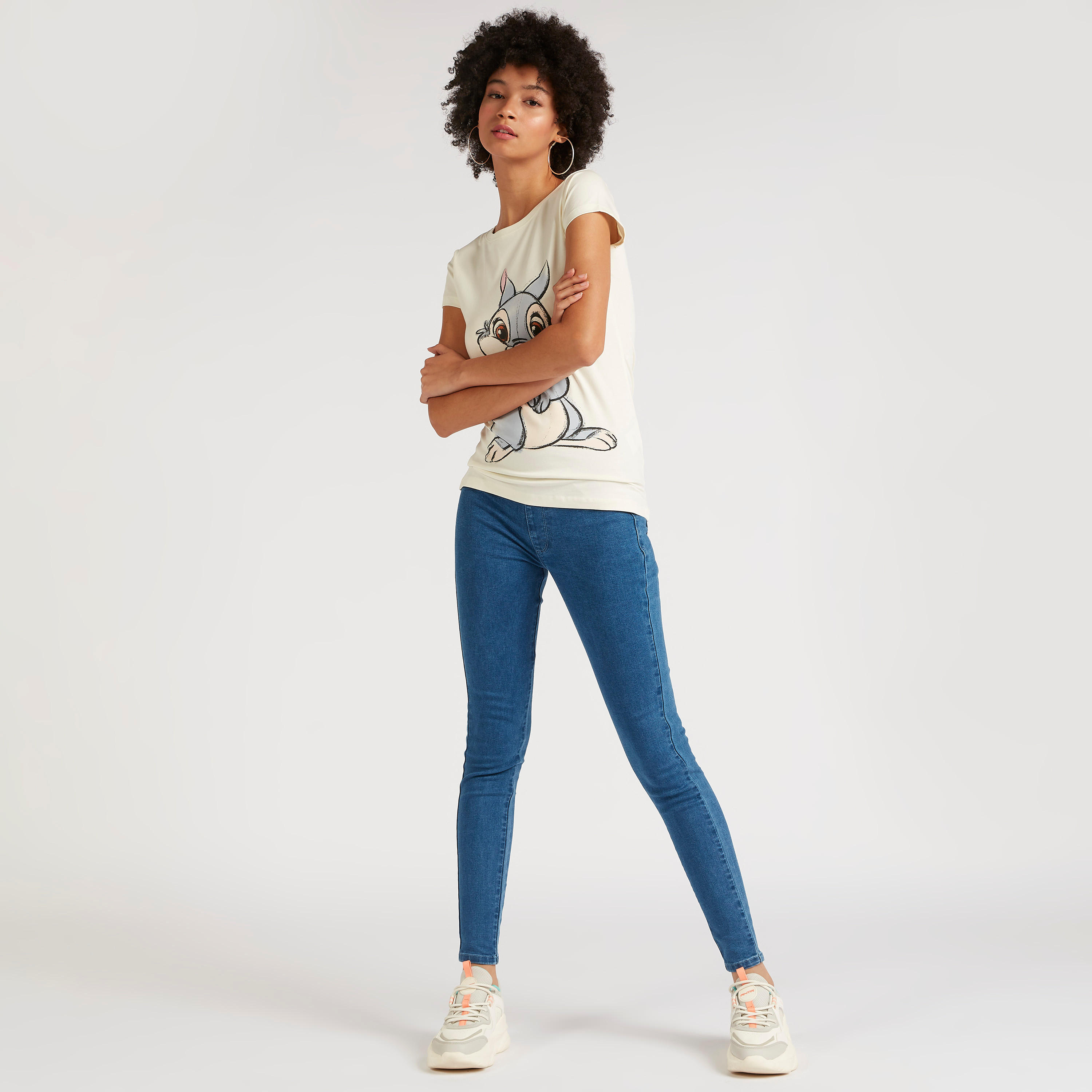 تيشيرت بياقة ضيّقة وأكمام كاب وطبعات لولا باني-women-clothing-tshirts-image-2