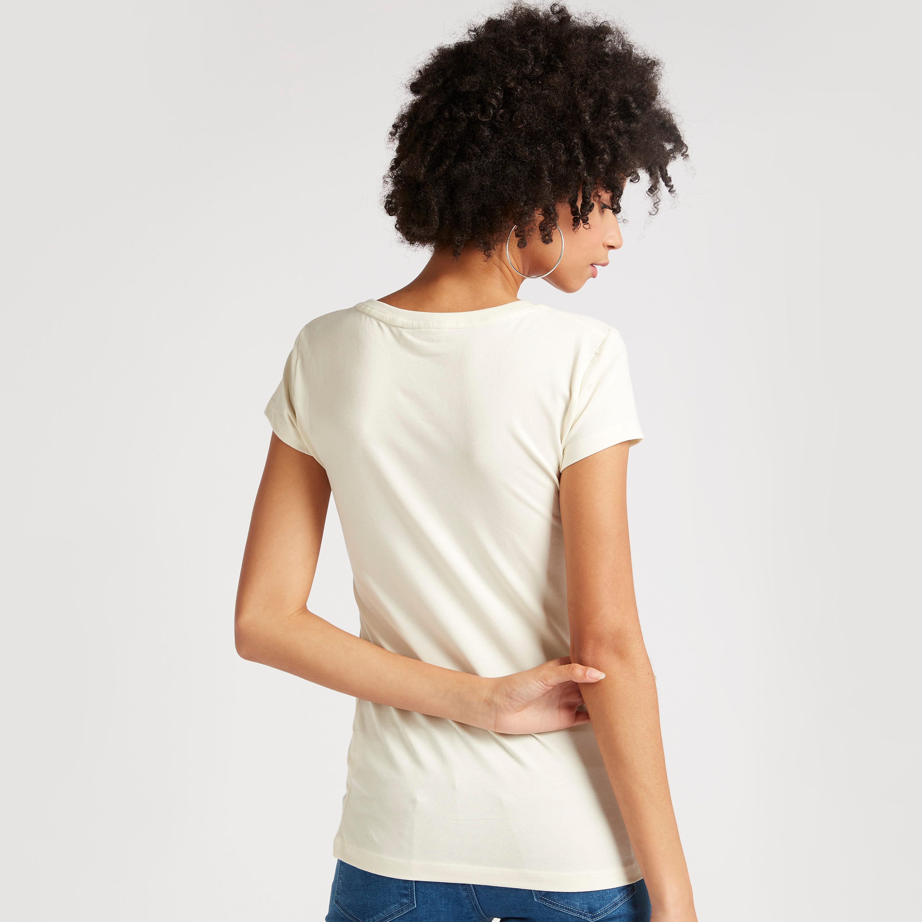 تيشيرت بياقة ضيّقة وأكمام كاب وطبعات لولا باني-women-clothing-tshirts-image-4