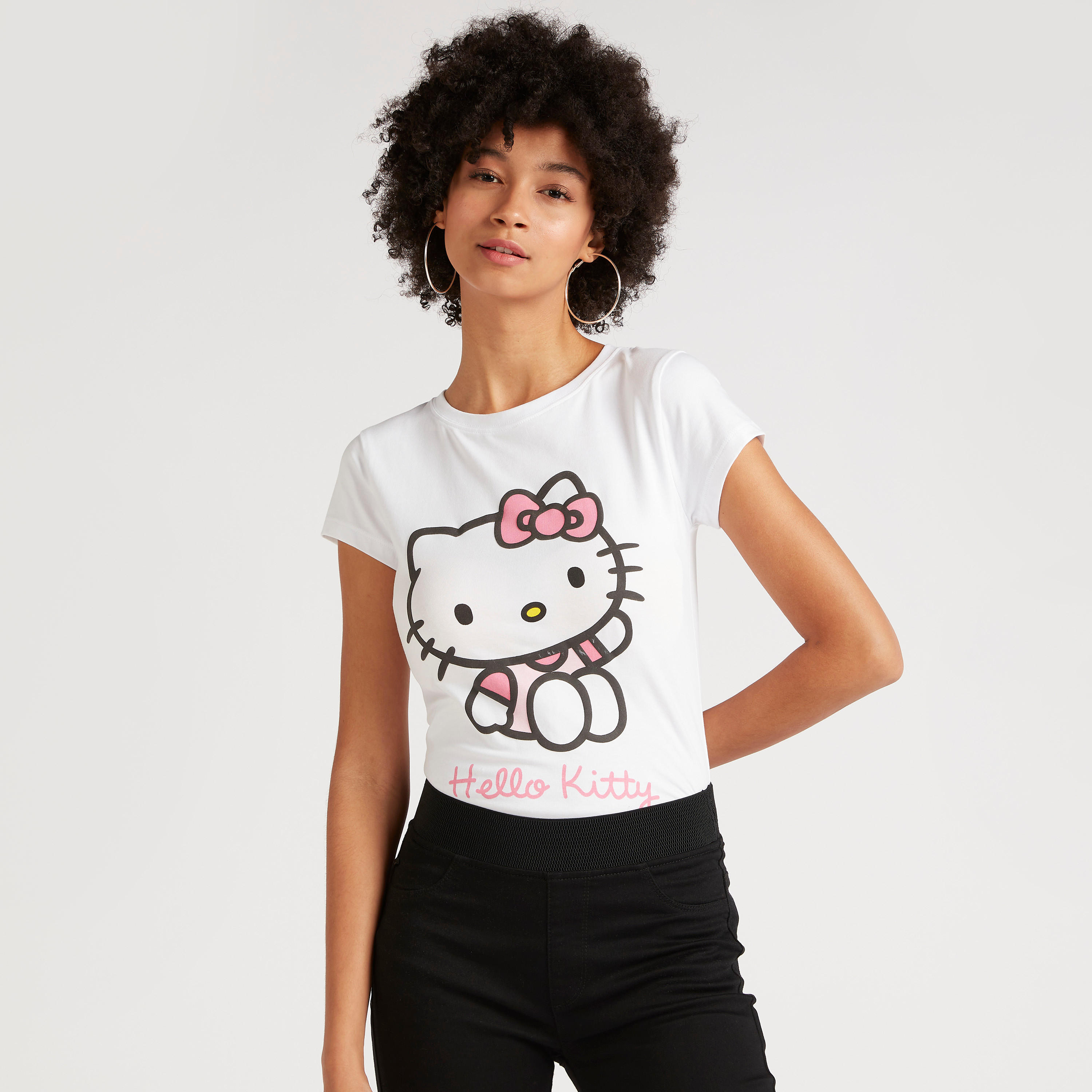 تيشيرت بياقة ضيّقة وأكمام كاب وطبعات هالو كيتي-women-clothing-tshirts-image-1