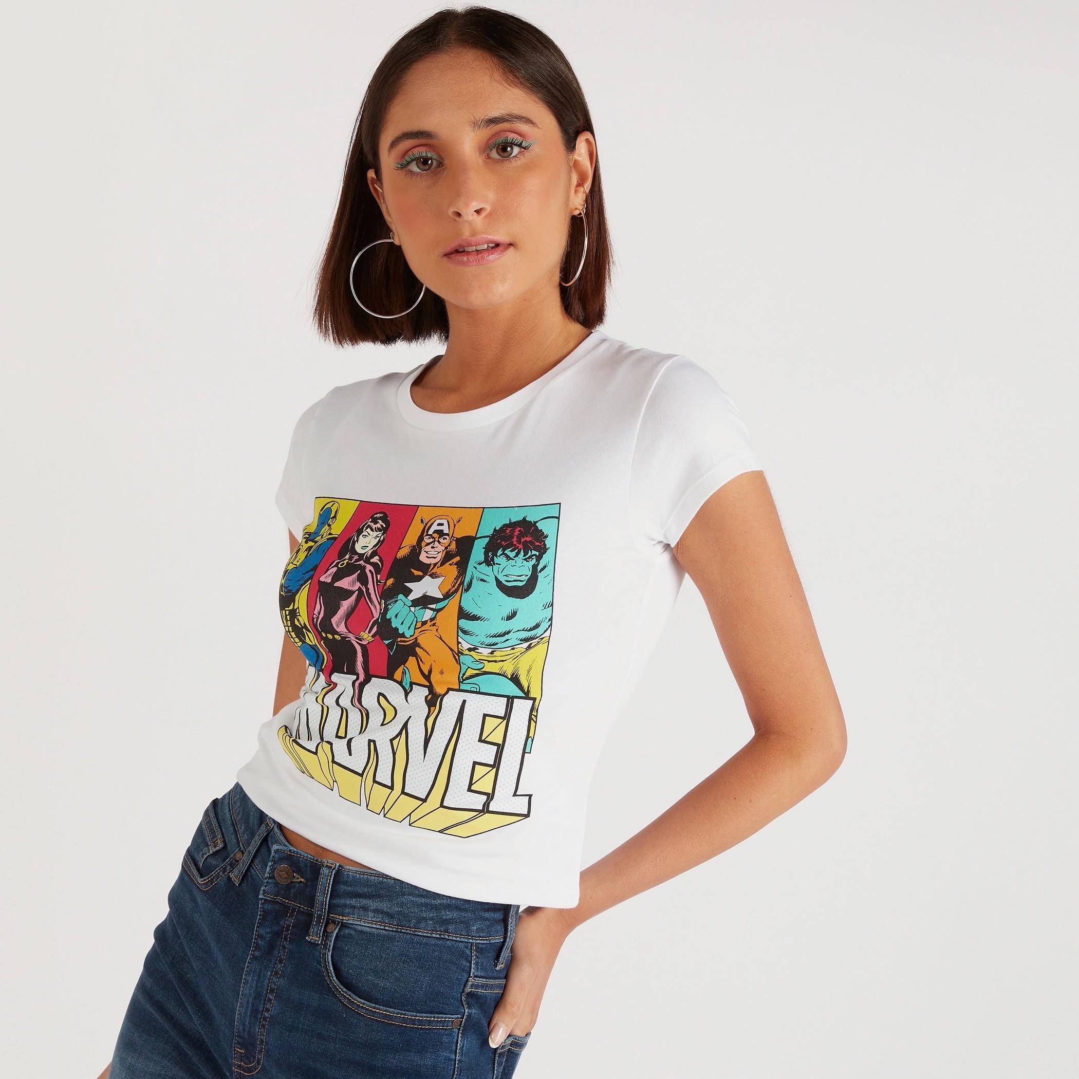 تيشيرت بياقة مستديرة وأكمام كاب وطبعات مارفل-women-clothing-tshirts-image-5