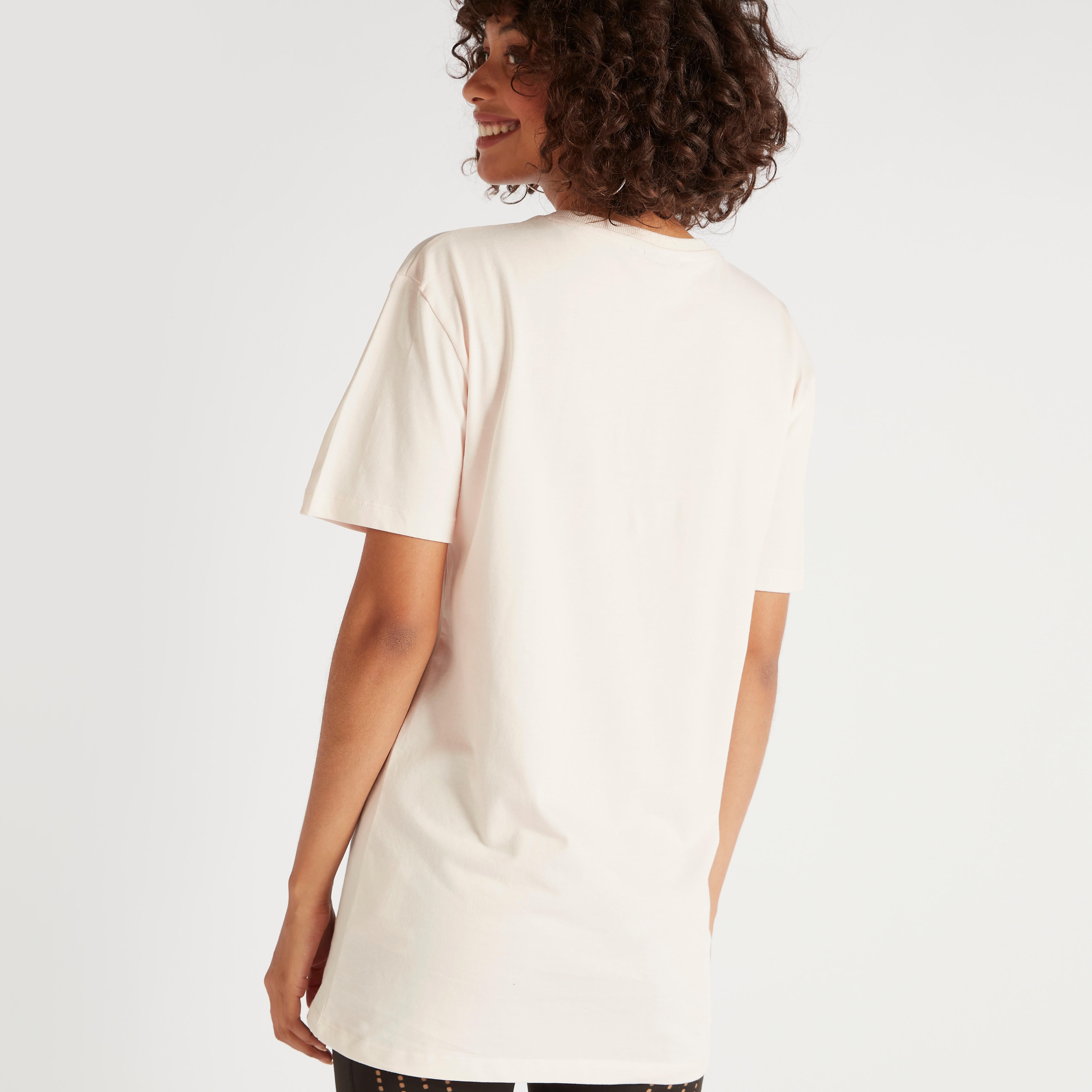 تيشيرت بياقة ضيقة وأكمام قصيرة وطبعات بينك بانثر-women-clothing-tshirts-image-4