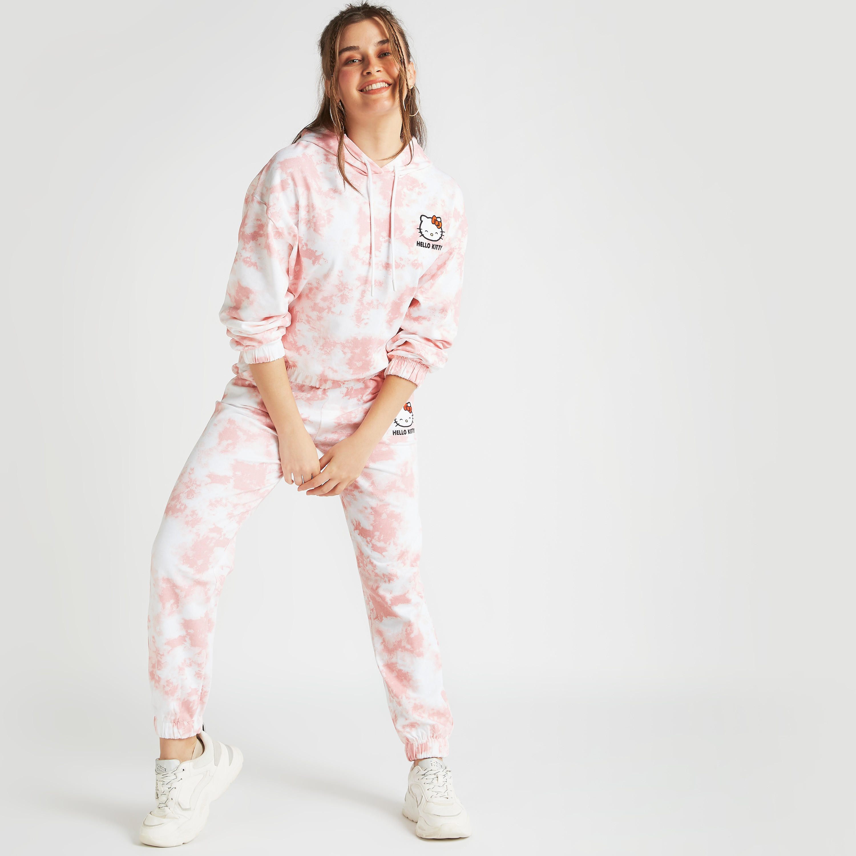 هودي بأكمام طويلة وطبعات هالو كيتي-women-winterwear-hoodiesandsweatshirts-hoodies-image-2