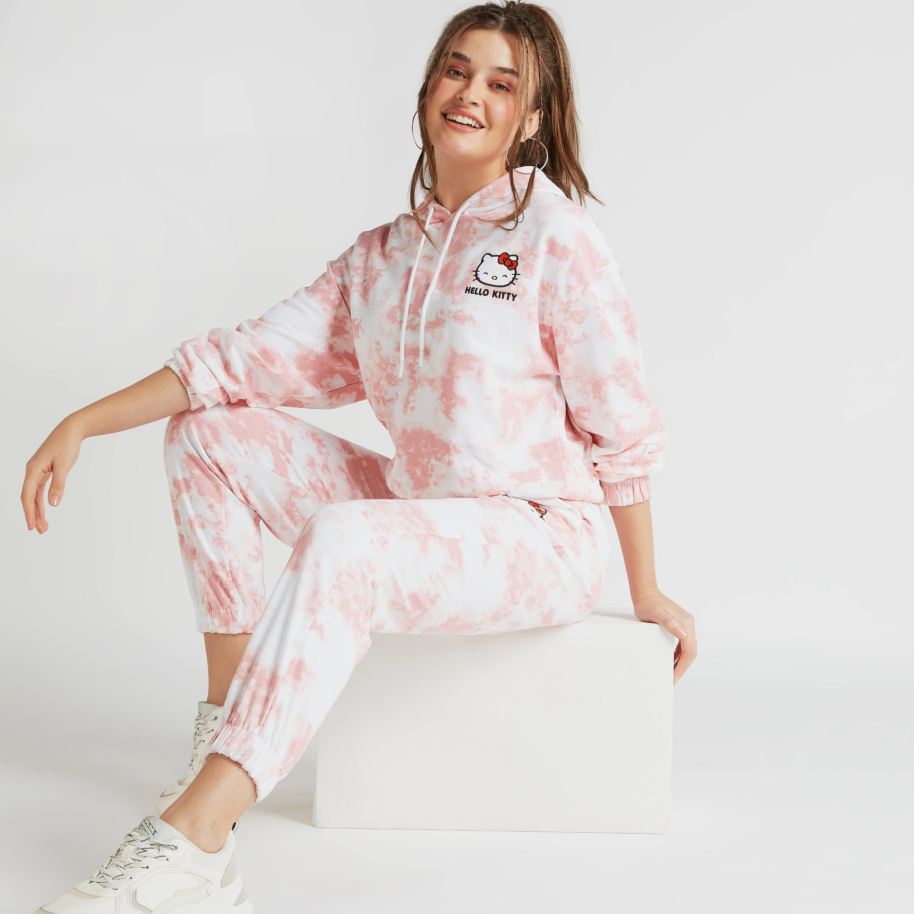 Hello Kitty Print Mid-Rise Joggers with Drawstring Closure and Pockets-women-clothing-bottoms-joggers-image-5