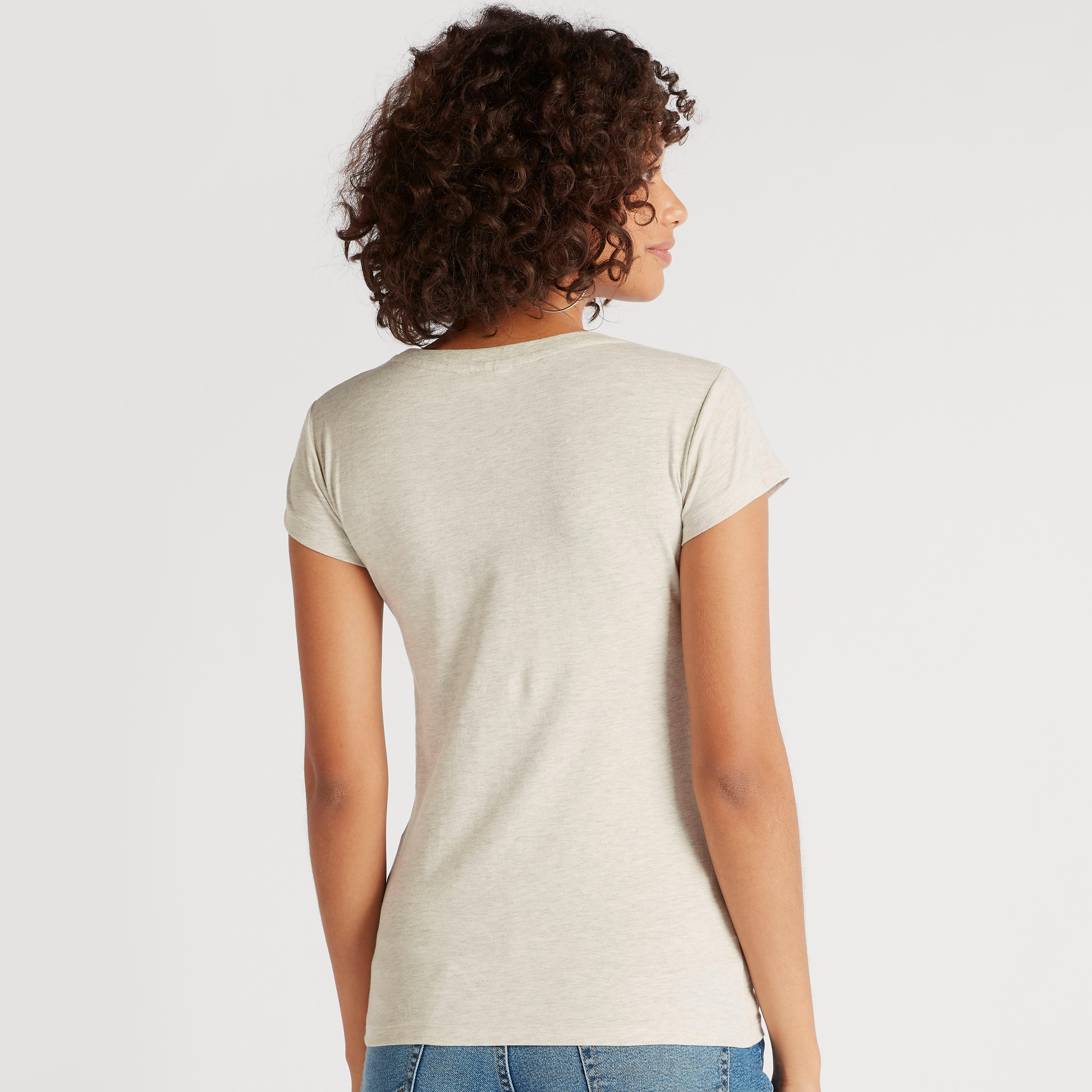 تيشيرت بياقة ضيّقة وأكمام كاب وطبعات تينكربيل-women-clothing-tshirts-image-4