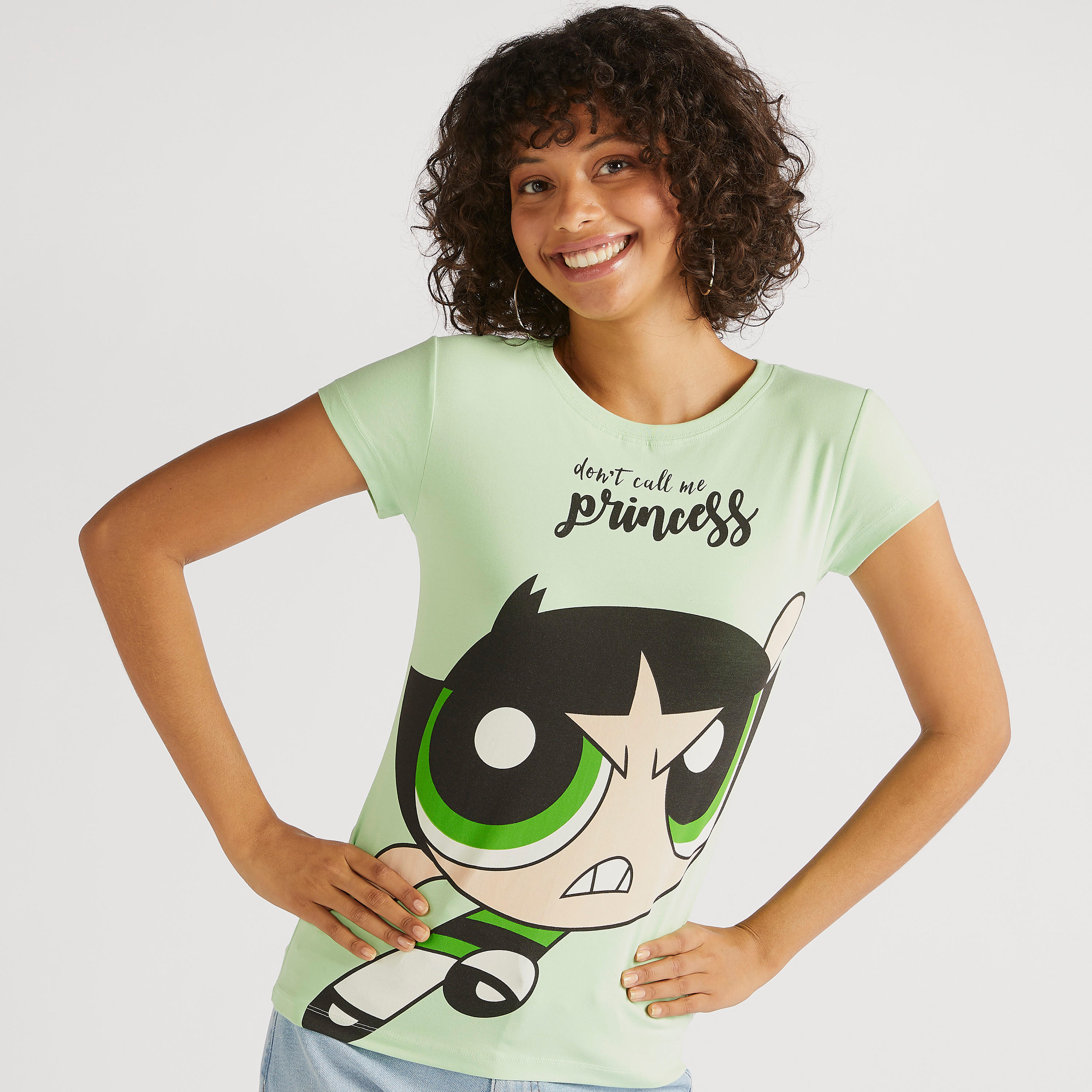 تيشيرت  بياقة ضيقة وطبعات باور باف جيرلز-women-clothing-tshirts-image-1