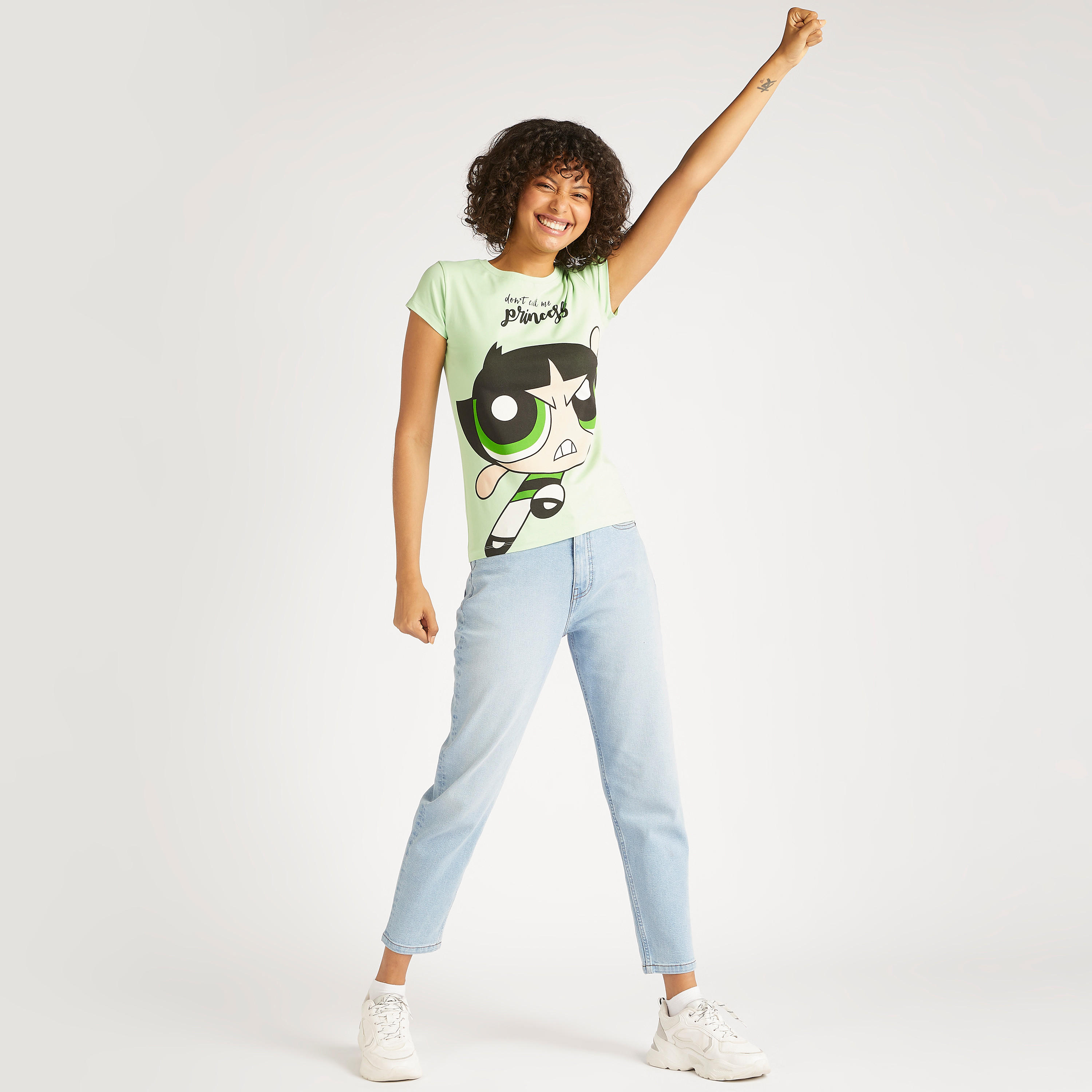 تيشيرت  بياقة ضيقة وطبعات باور باف جيرلز-women-clothing-tshirts-image-2