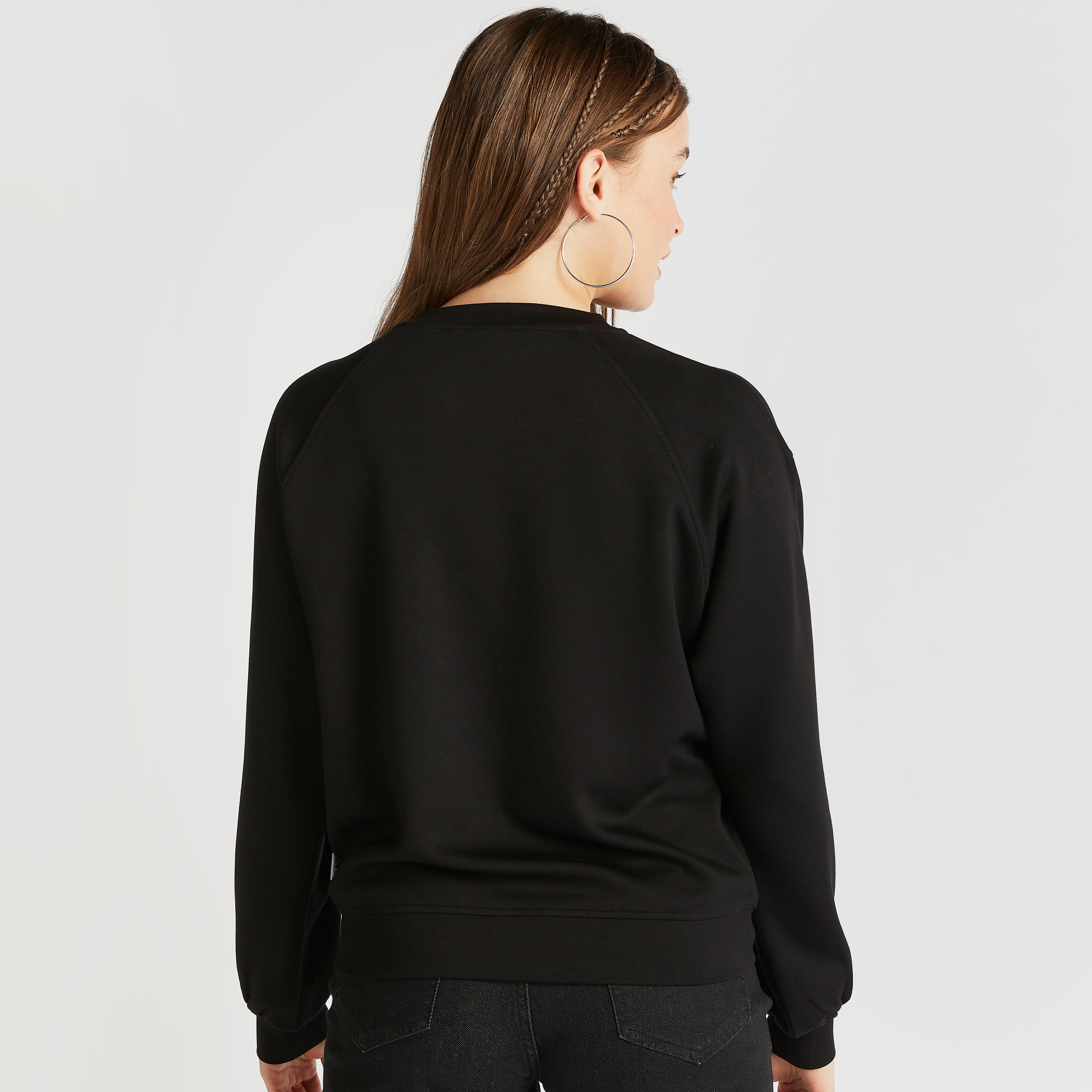 سويت شيرت بياقة ضيّقة وأكمام طويلة وطبعات باتمان-women-winterwear-hoodiesandsweatshirts-sweatshirts-image-4