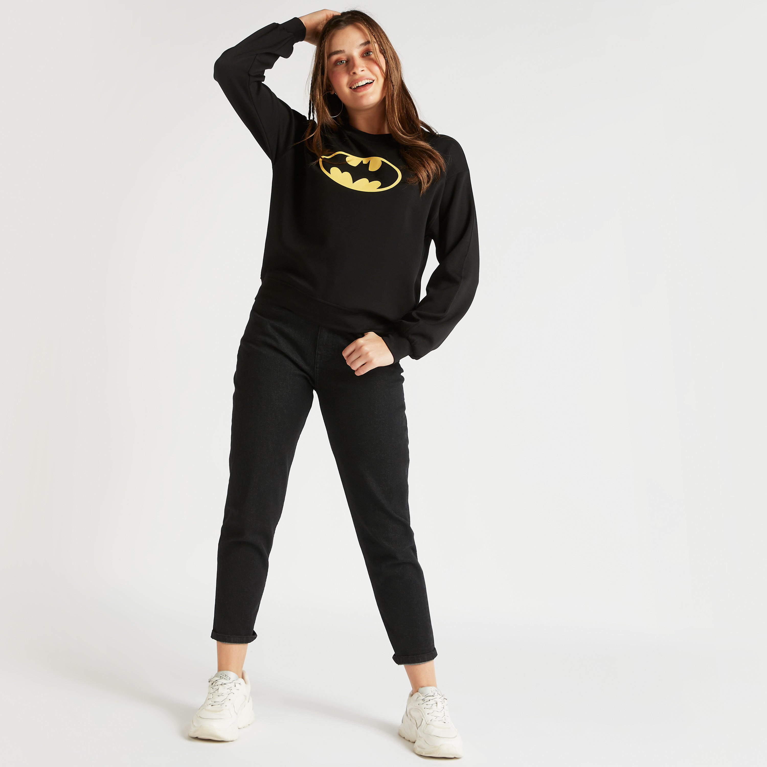 سويت شيرت بياقة ضيّقة وأكمام طويلة وطبعات باتمان-women-winterwear-hoodiesandsweatshirts-sweatshirts-image-6