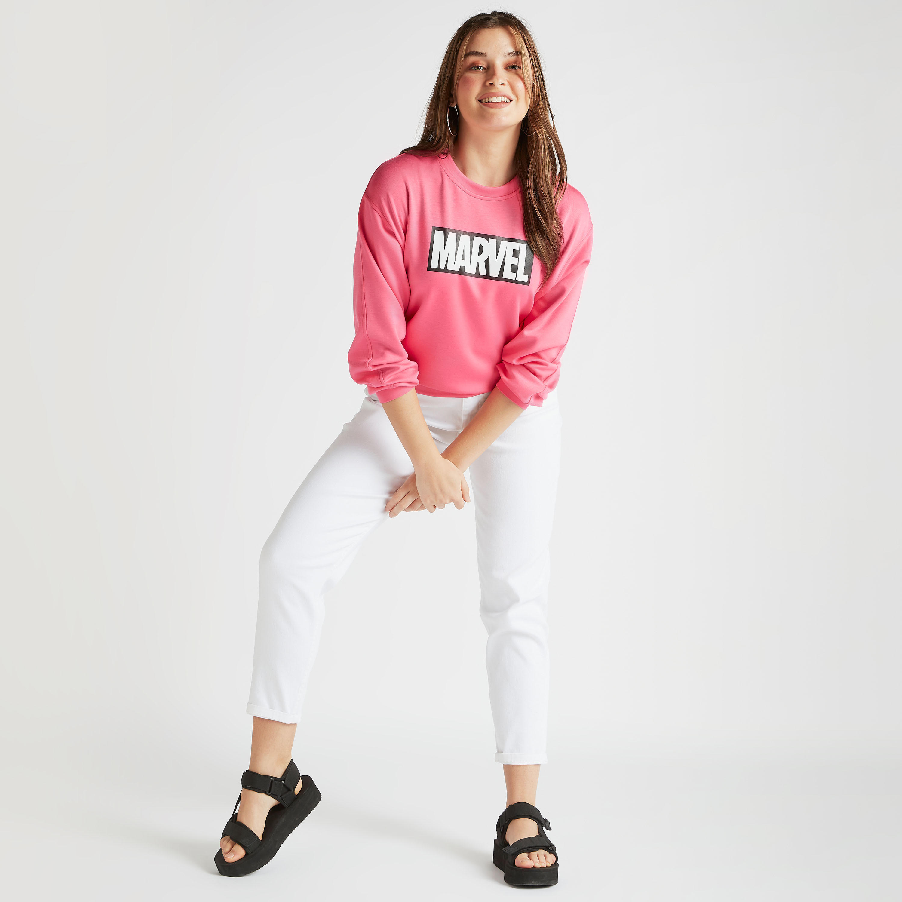 سويت شيرت بياقة ضيّقة وأكمام طويلة وطبعات شعار مارفل-women-winterwear-hoodiesandsweatshirts-sweatshirts-image-2