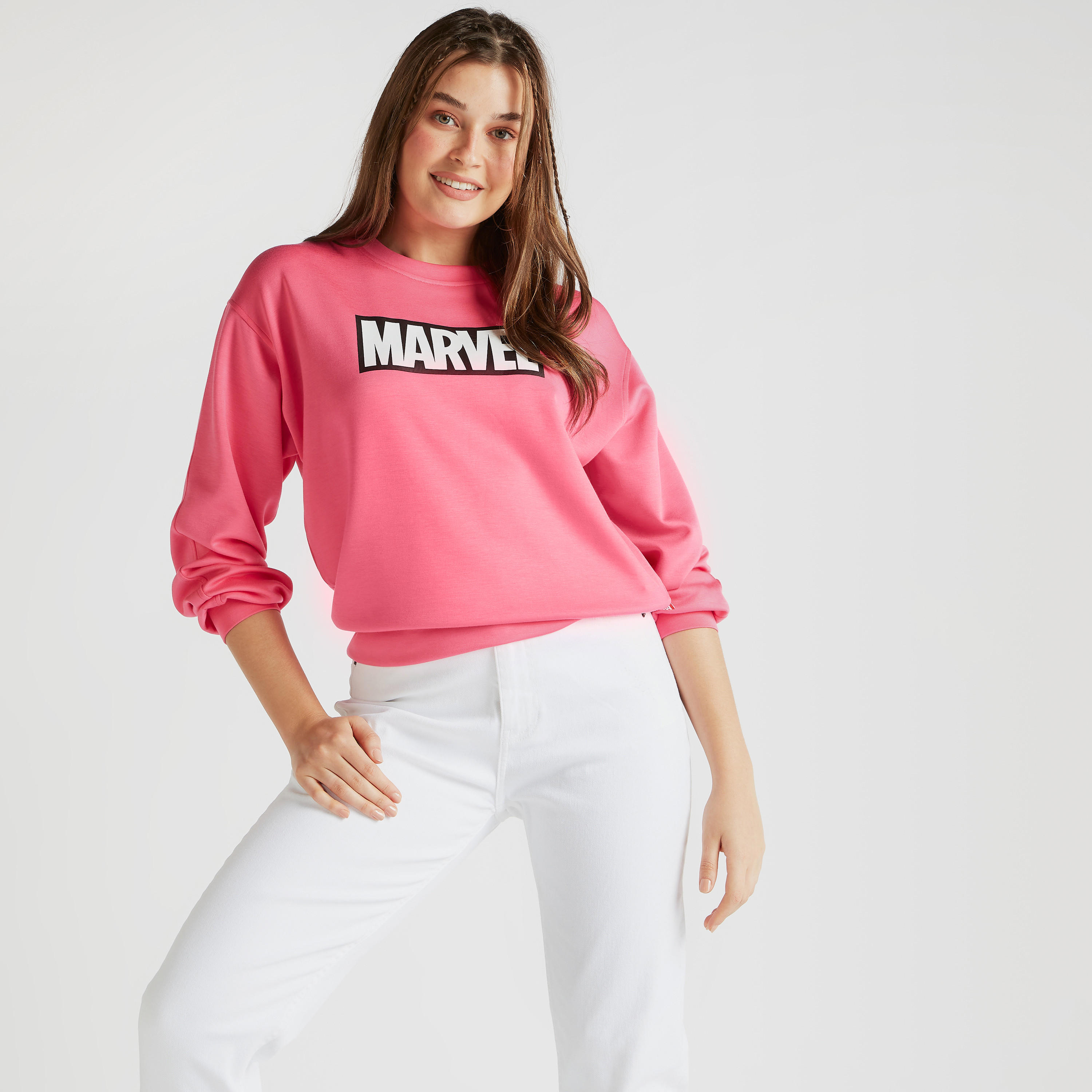 سويت شيرت بياقة ضيّقة وأكمام طويلة وطبعات شعار مارفل-women-winterwear-hoodiesandsweatshirts-sweatshirts-image-5