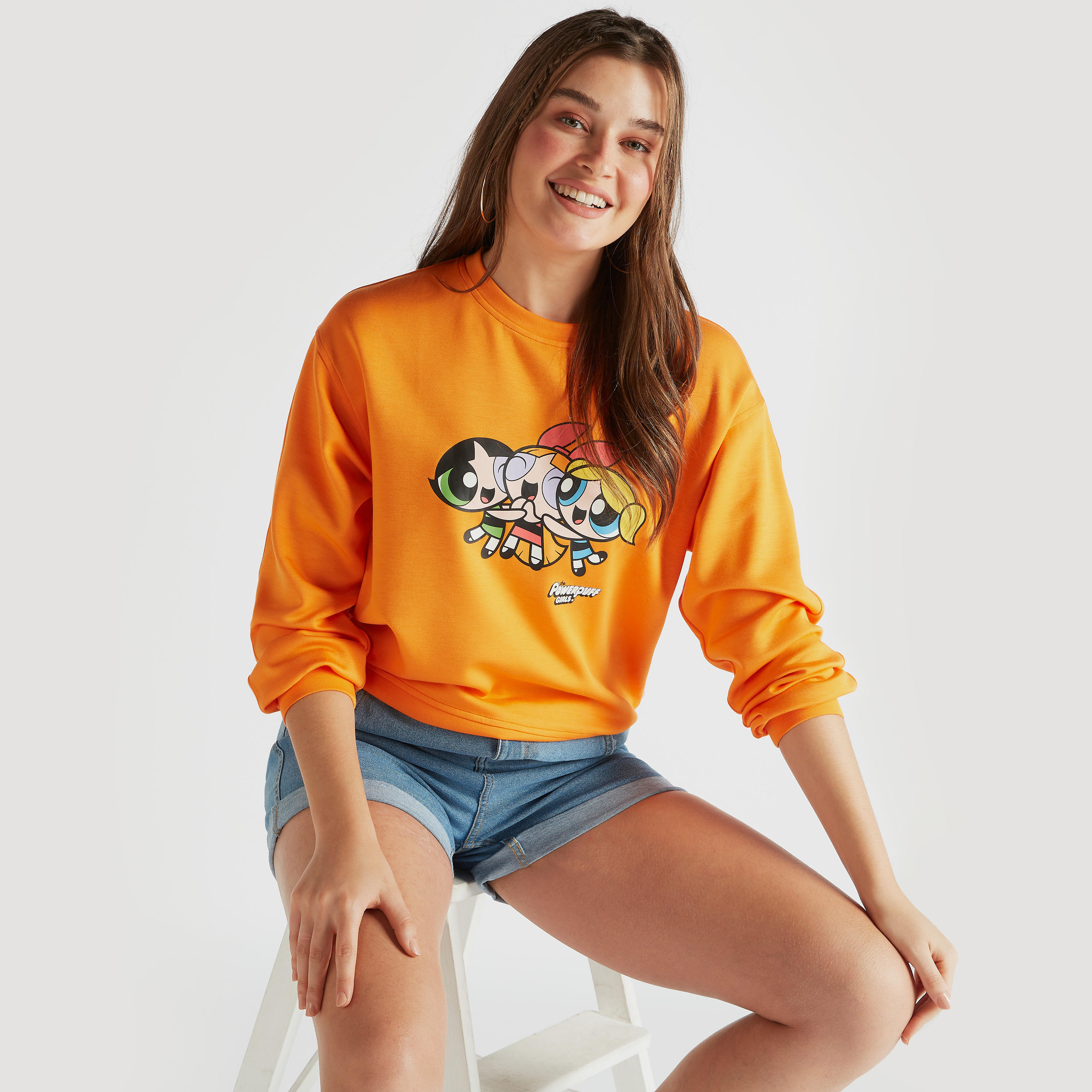سويت شيرت بأكمام طويلة وياقة ضيّقة وطبعات باور باف جيرلز-women-winterwear-hoodiesandsweatshirts-sweatshirts-image-7