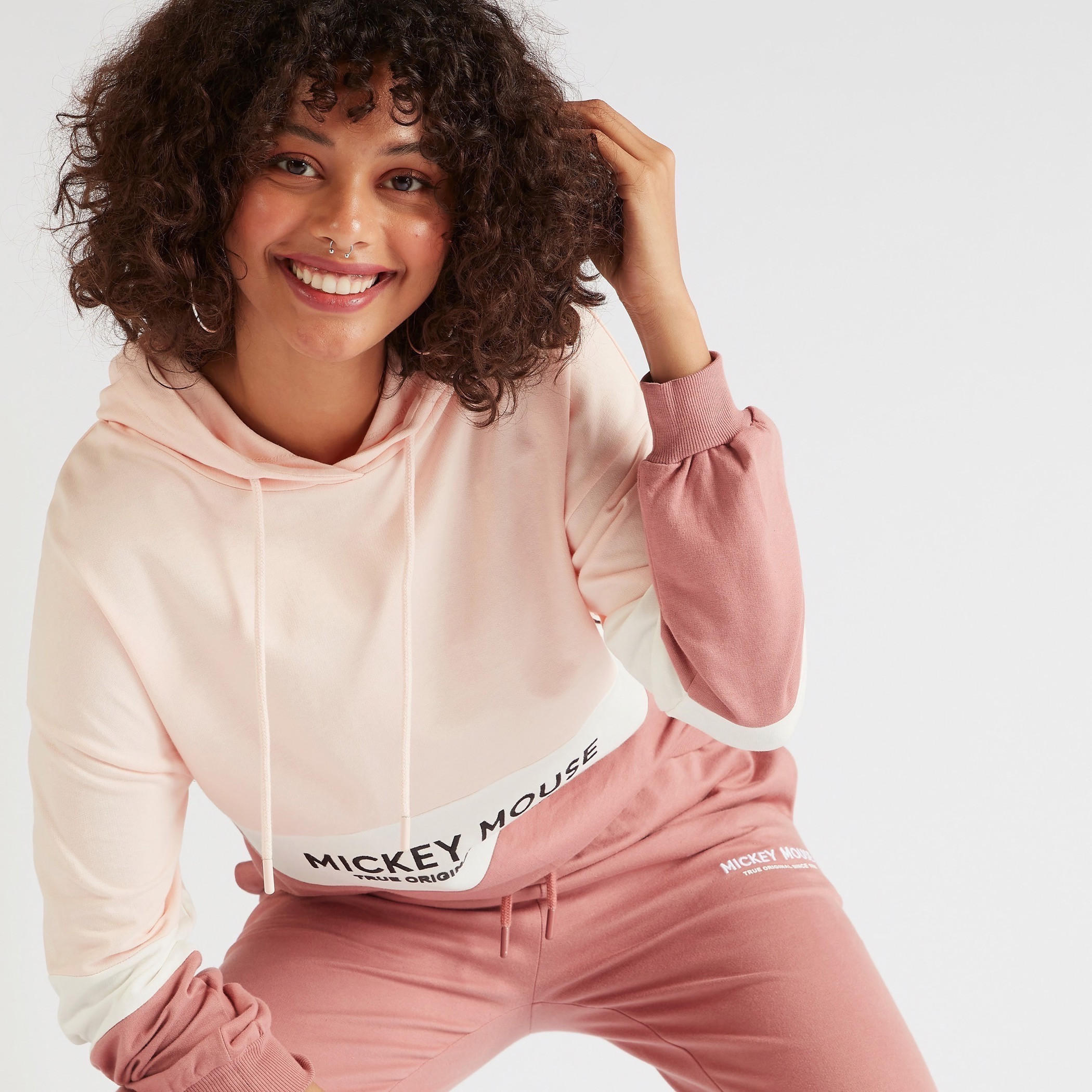 Mickey Mouse Embroidered Hooded Sweatshirt with Long Sleeves-women-winterwear-hoodiesandsweatshirts-hoodies-image-5