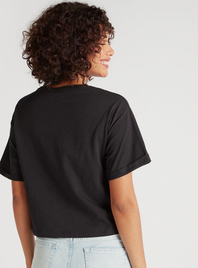 Hogwarts Print Crop T-shirt with Short Sleeves and Crew Neck-women-clothing-tshirts-image-4