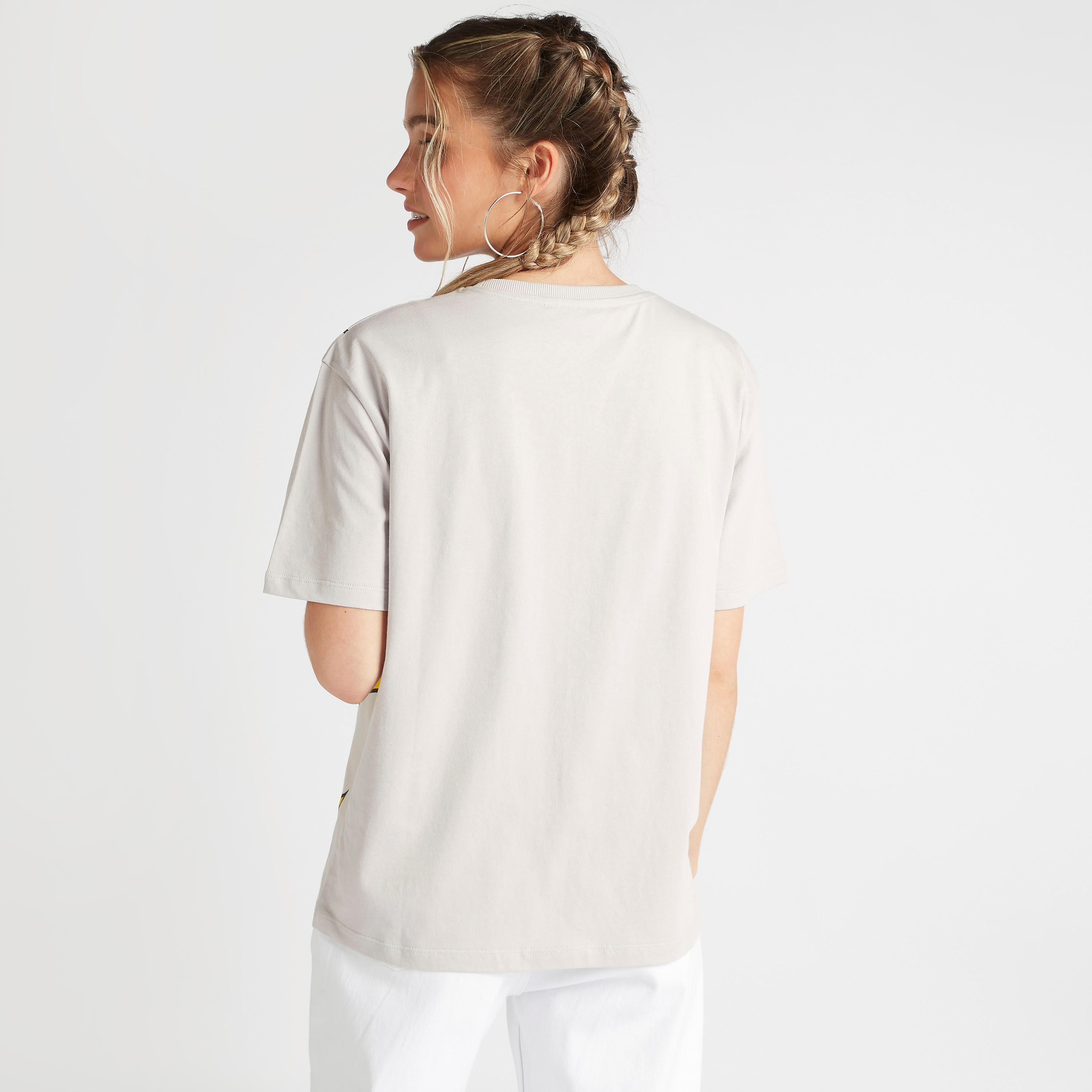 تيشيرت بياقة ضيّقة وأكمام قصيرة وطبعات تويتي-women-clothing-tshirts-image-4
