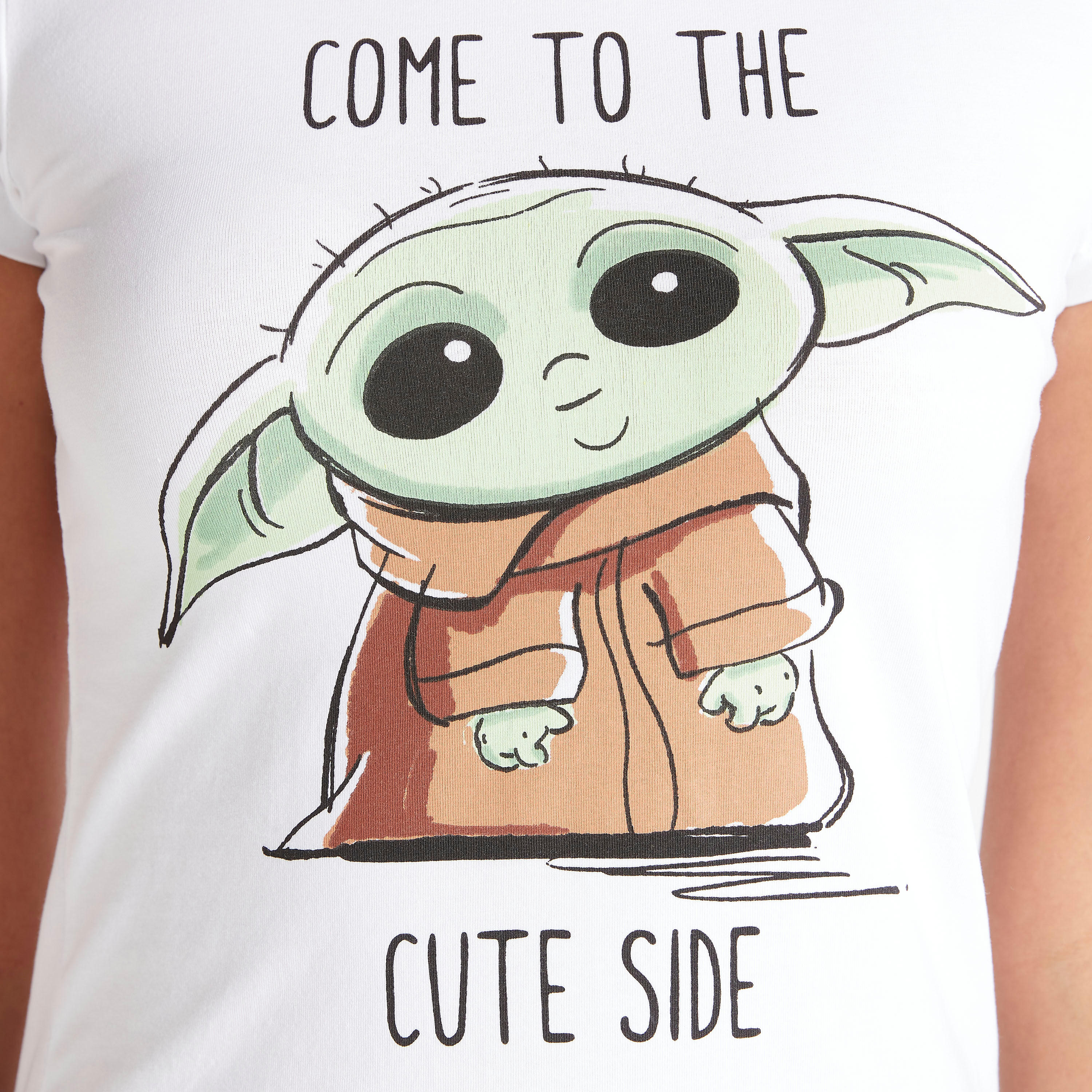 تيشيرت بياقة ضيّقة وأكمام كاب وطبعات يودا-women-clothing-tshirts-image-3