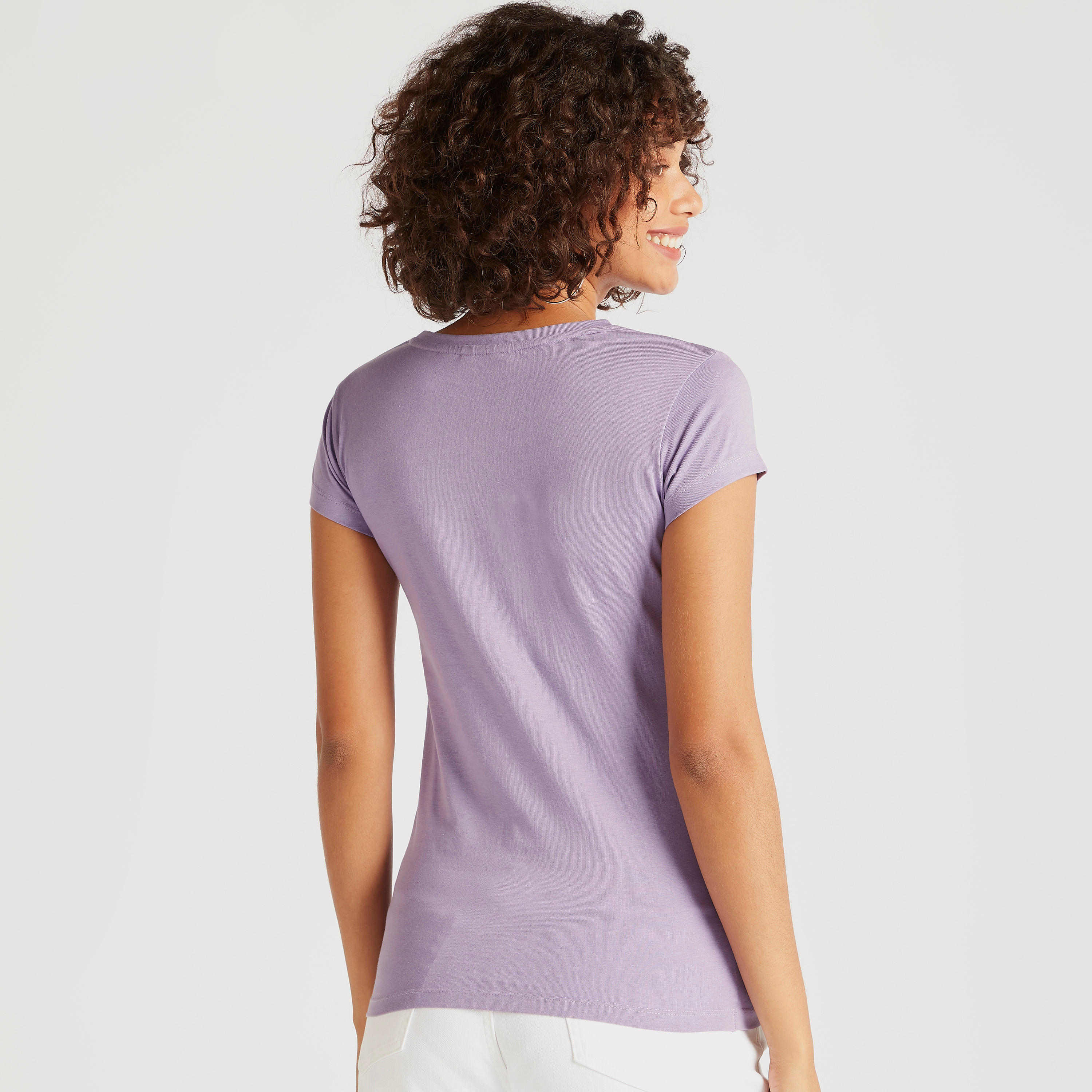 تيشيرت بياقة ضيّقة وأكمام كاب وطبعات-women-clothing-tshirts-image-1