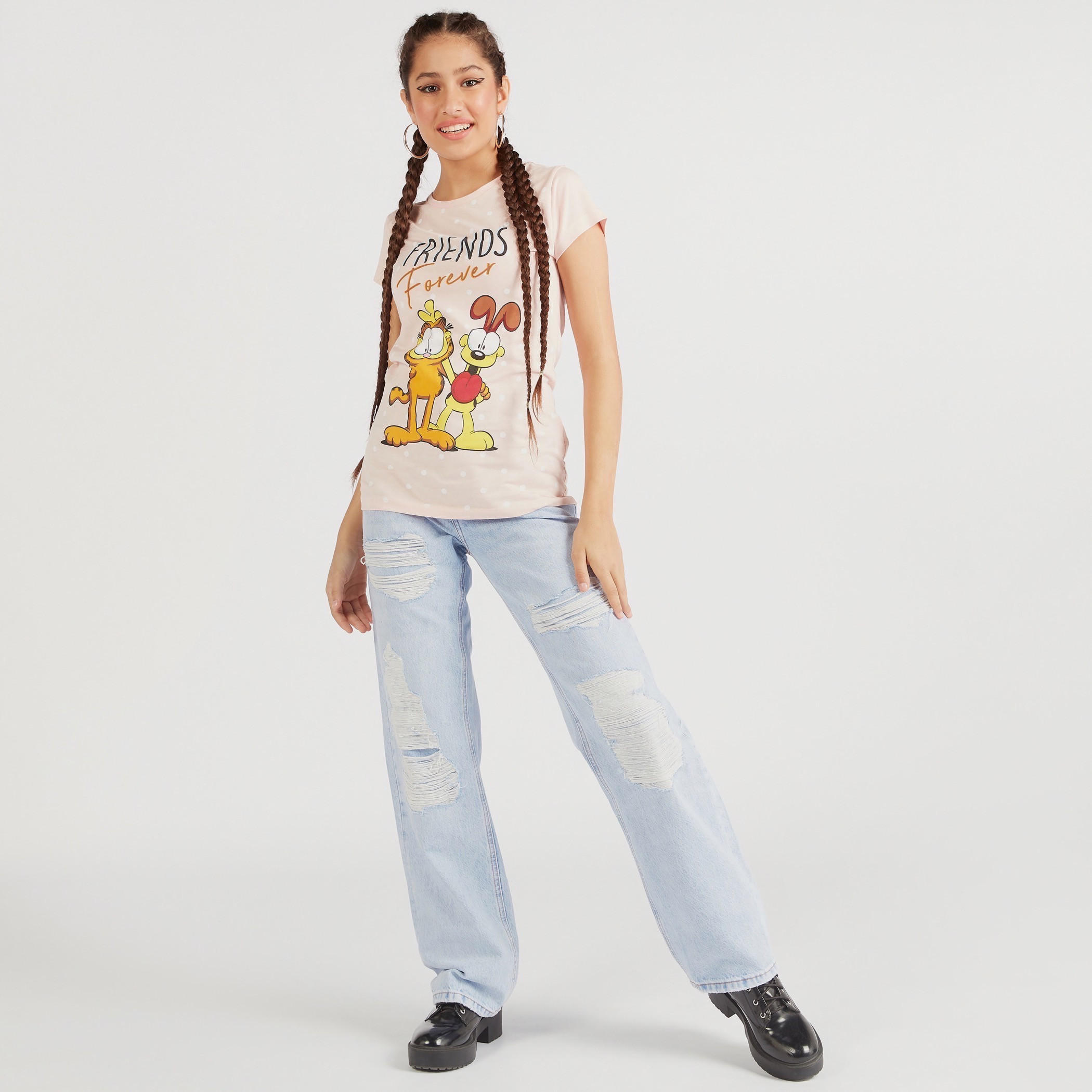 تيشيرت بياقة ضيقة وأكمام كاب وطبعات غارفيلد أند أودي-women-clothing-tshirts-image-2