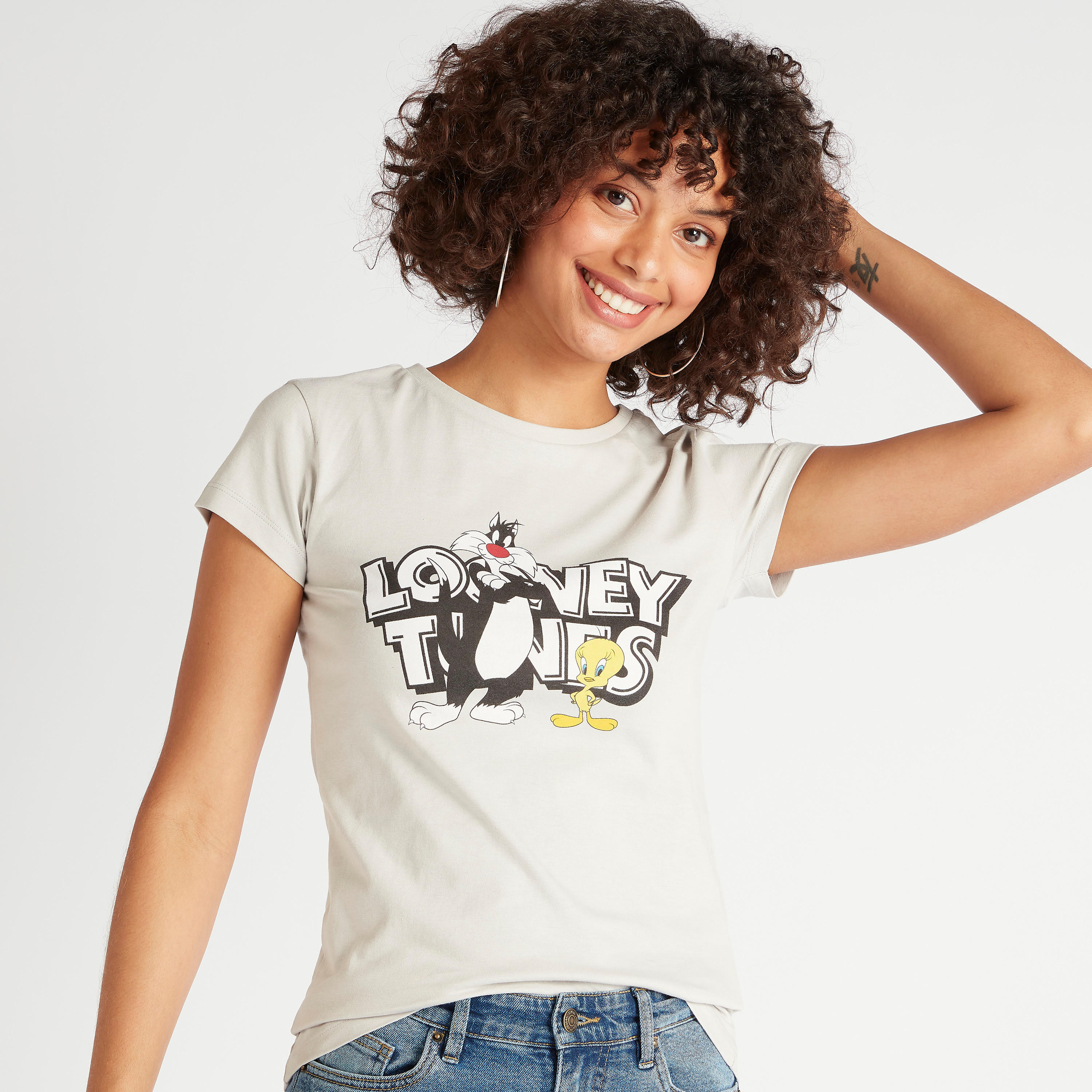 تيشيرت بياقة ضيقة وأكمام كاب وطبعات لوني تيونر-women-clothing-tshirts-image-1