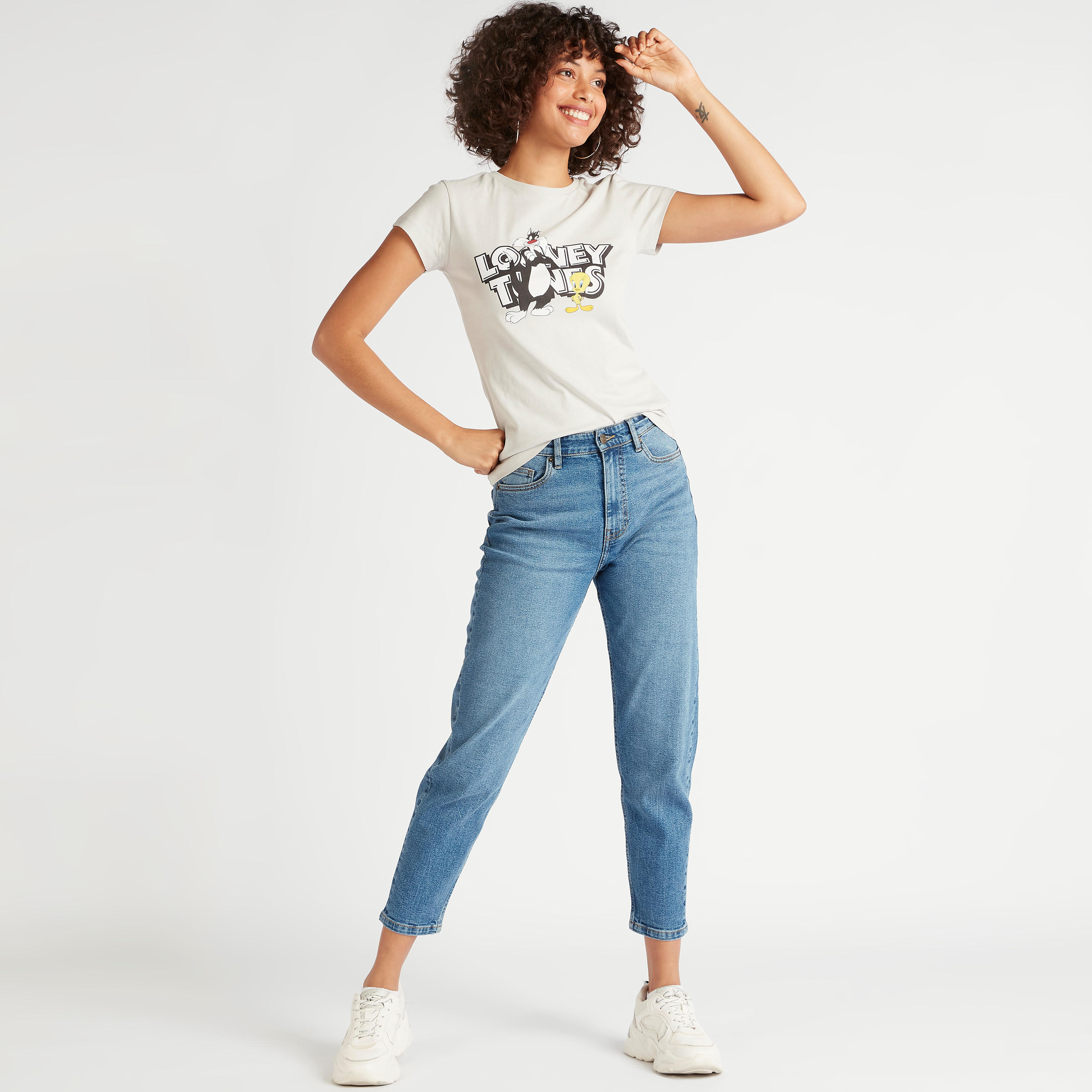تيشيرت بياقة ضيقة وأكمام كاب وطبعات لوني تيونر-women-clothing-tshirts-image-2
