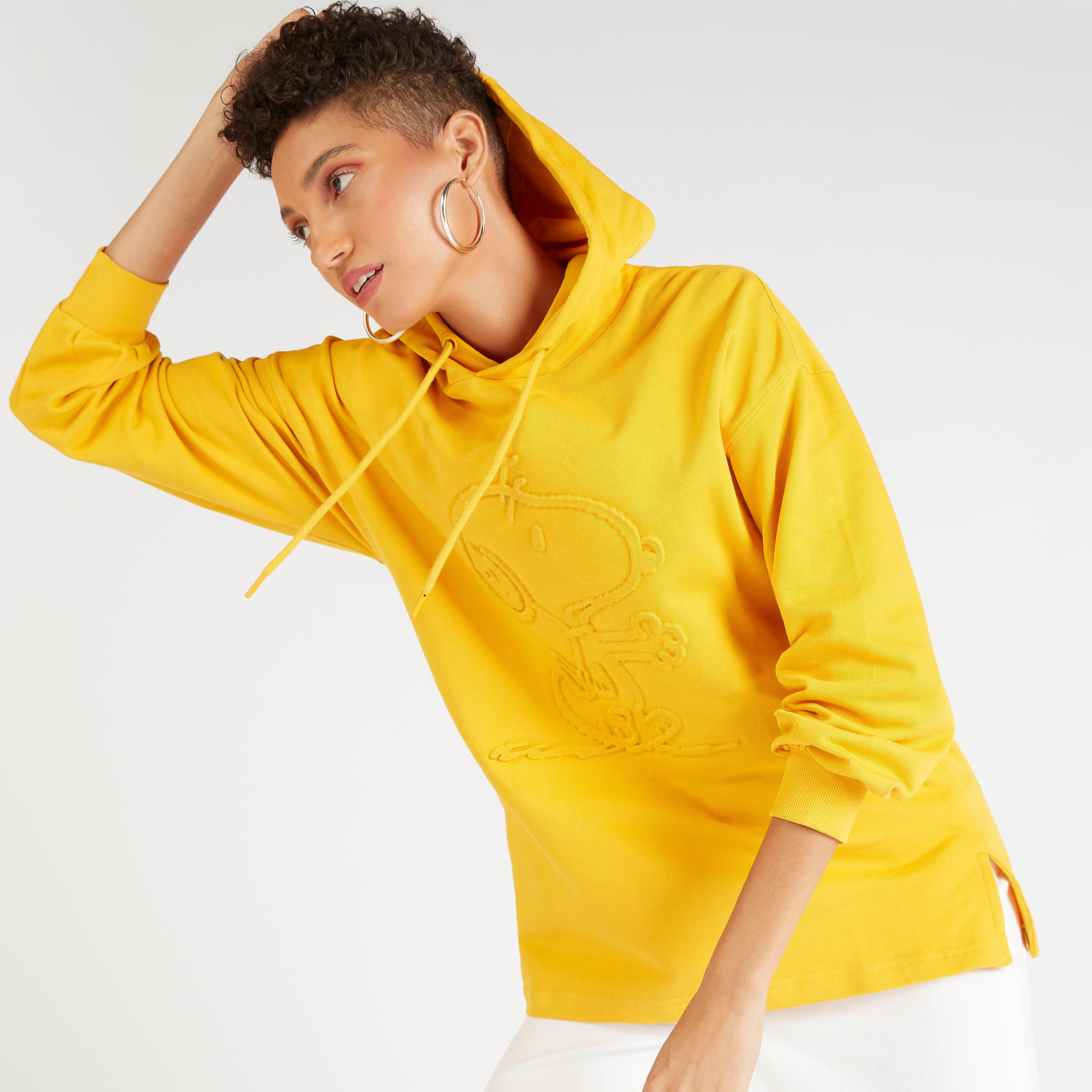 هودي بأكمام طويلة بنقوش تويتي-women-winterwear-hoodiesandsweatshirts-hoodies-image-5