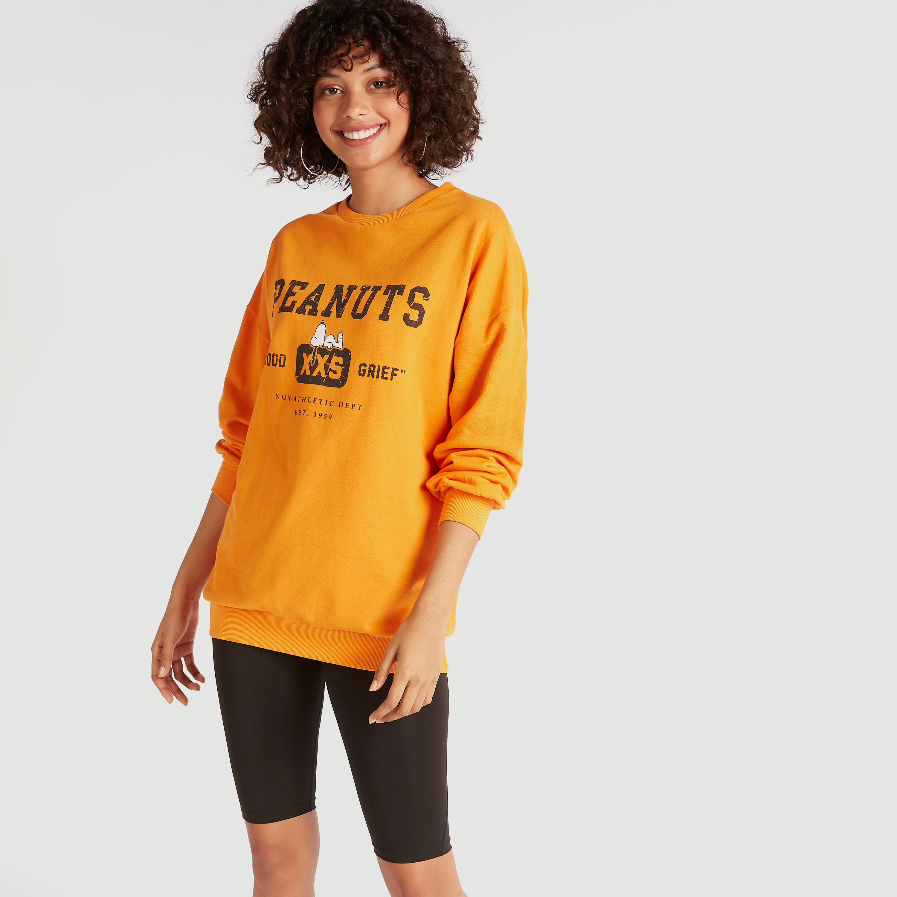 سويت شيرت بياقة ضيقة وأكمام طويلة وطبعات-women-winterwear-hoodiesandsweatshirts-sweatshirts-image-1
