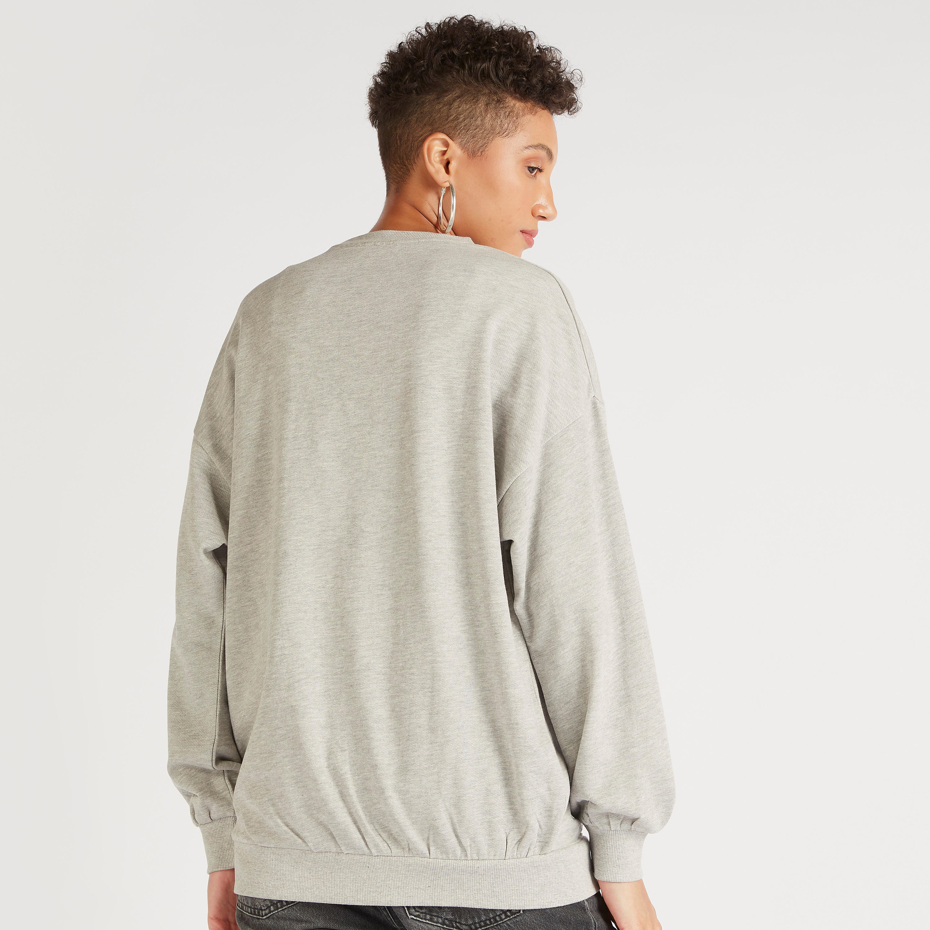 سويت شيرت بأكمام طويلة وياقة ضيّقة وطبعات تويتي-women-winterwear-hoodiesandsweatshirts-sweatshirts-image-4